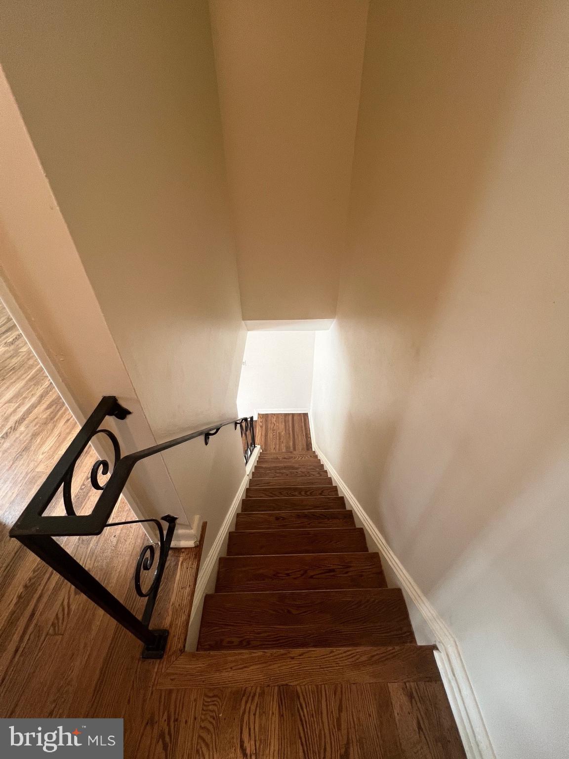 NORTHSIDE TOWNHOUSE APARTMENTS - Residential Lease