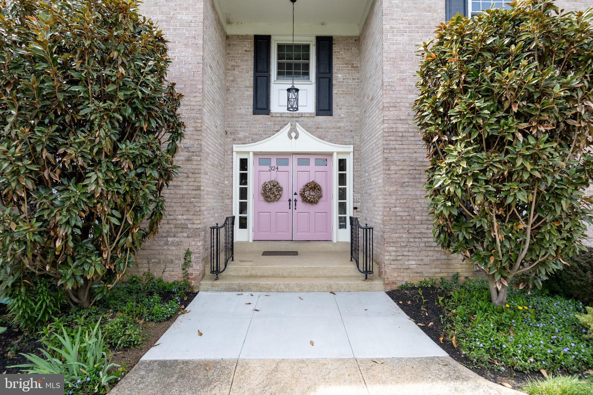 324 MARSHALL STREET 8