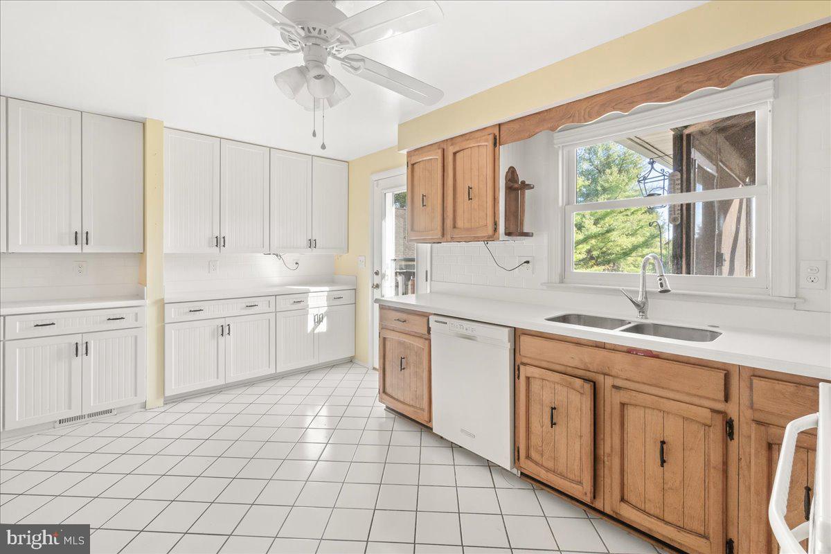 MOLESWORTH HILLS - Residential