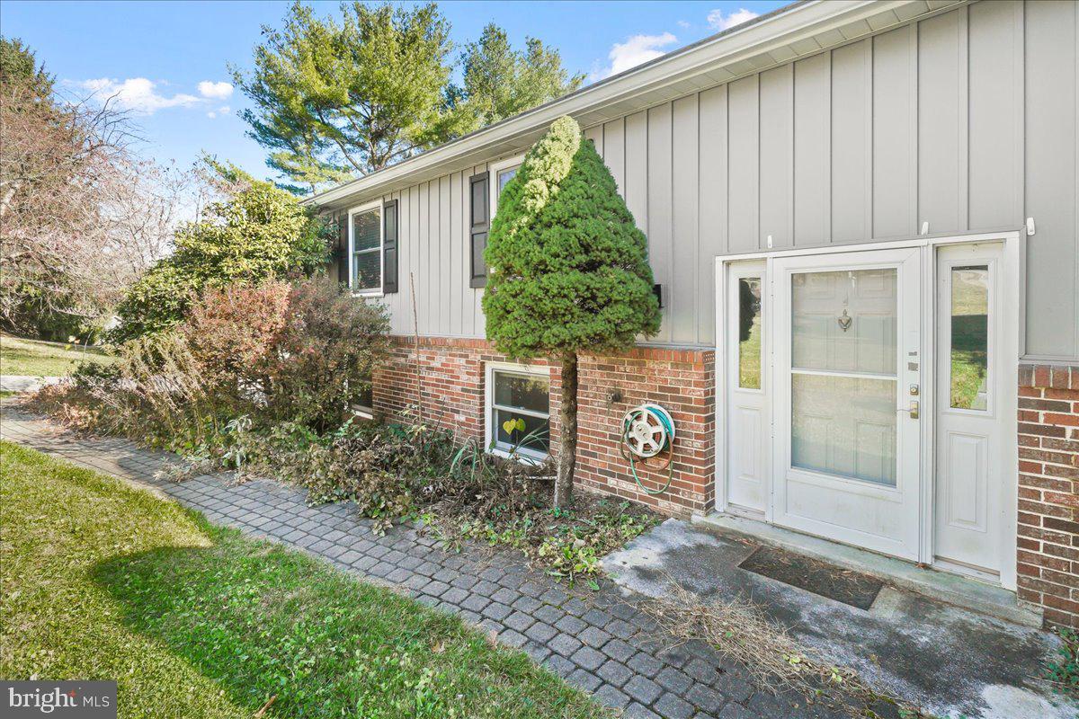 MOLESWORTH HILLS - Residential