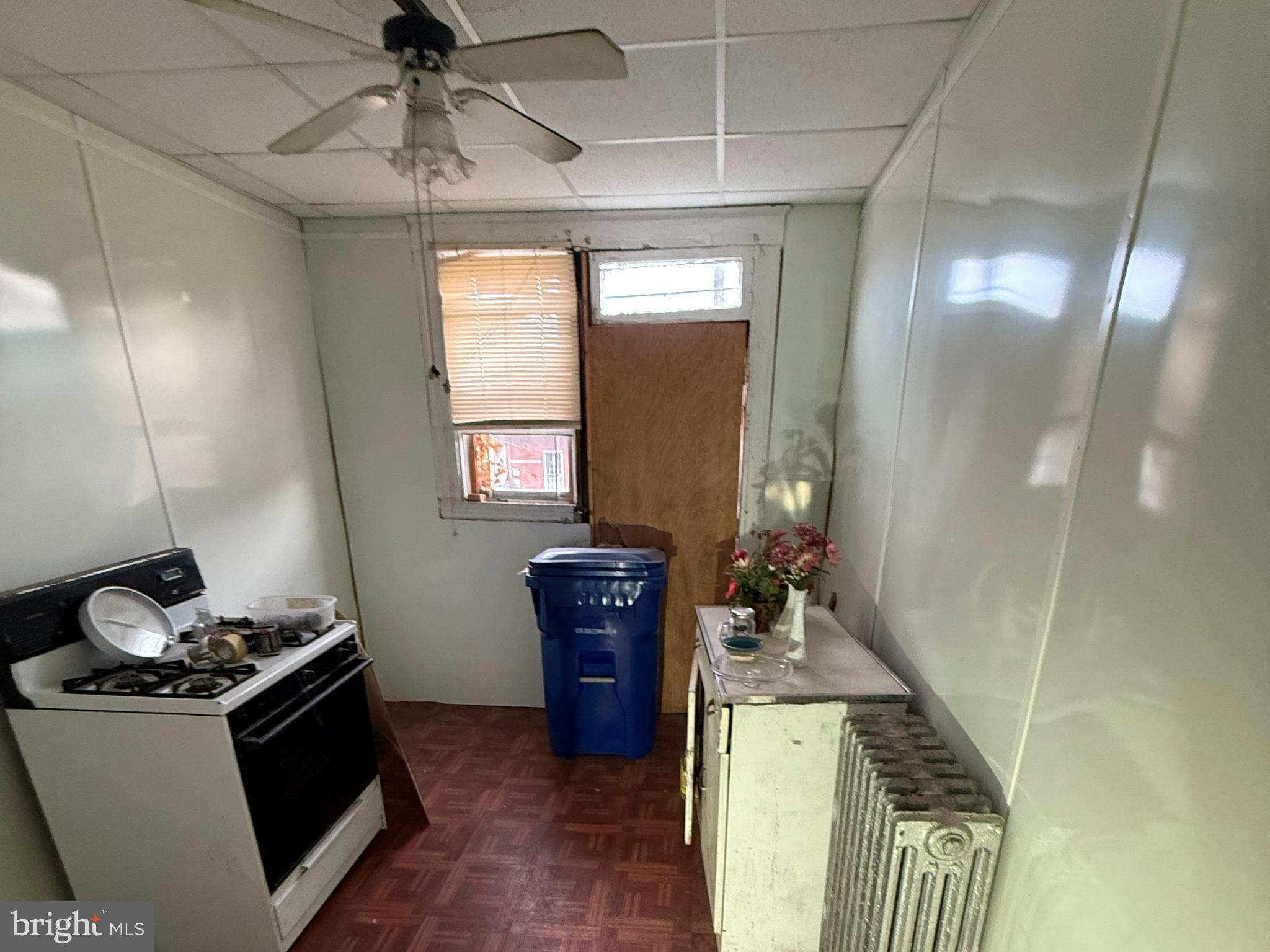 BIDDLE STREET - Residential