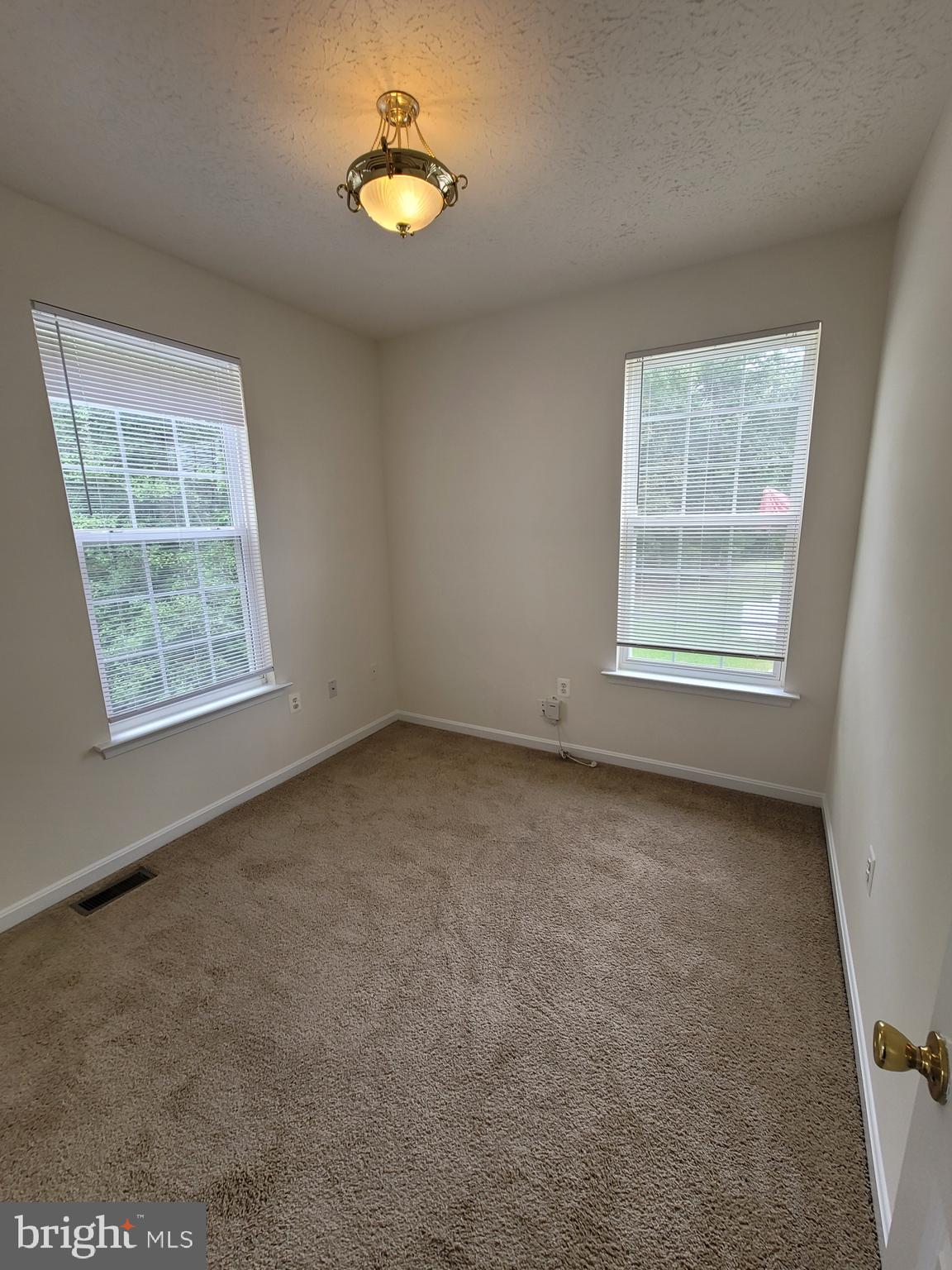 WORTHINGTON - Residential Lease