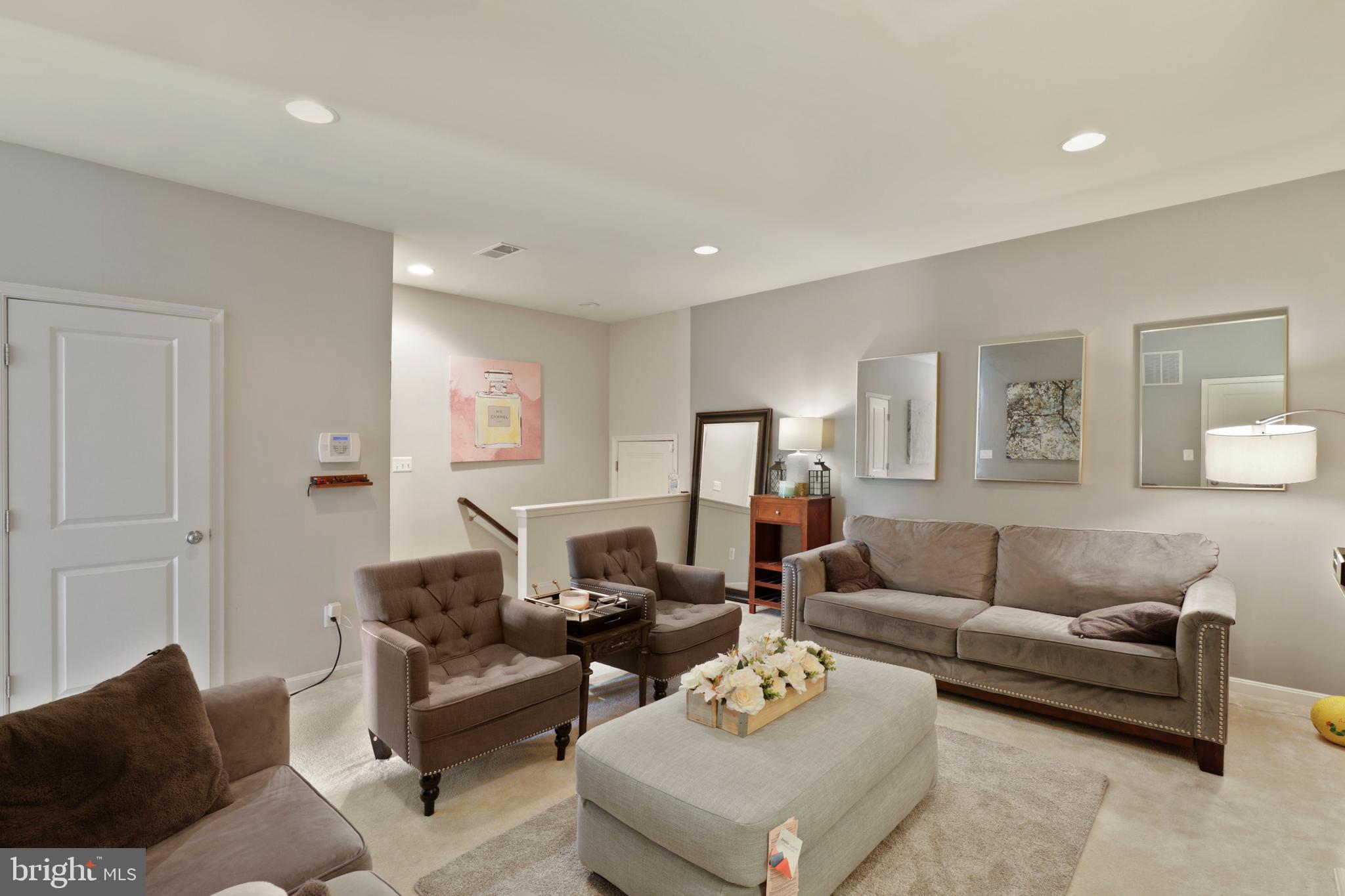 BRAMBLETON TOWN CENTER - Residential