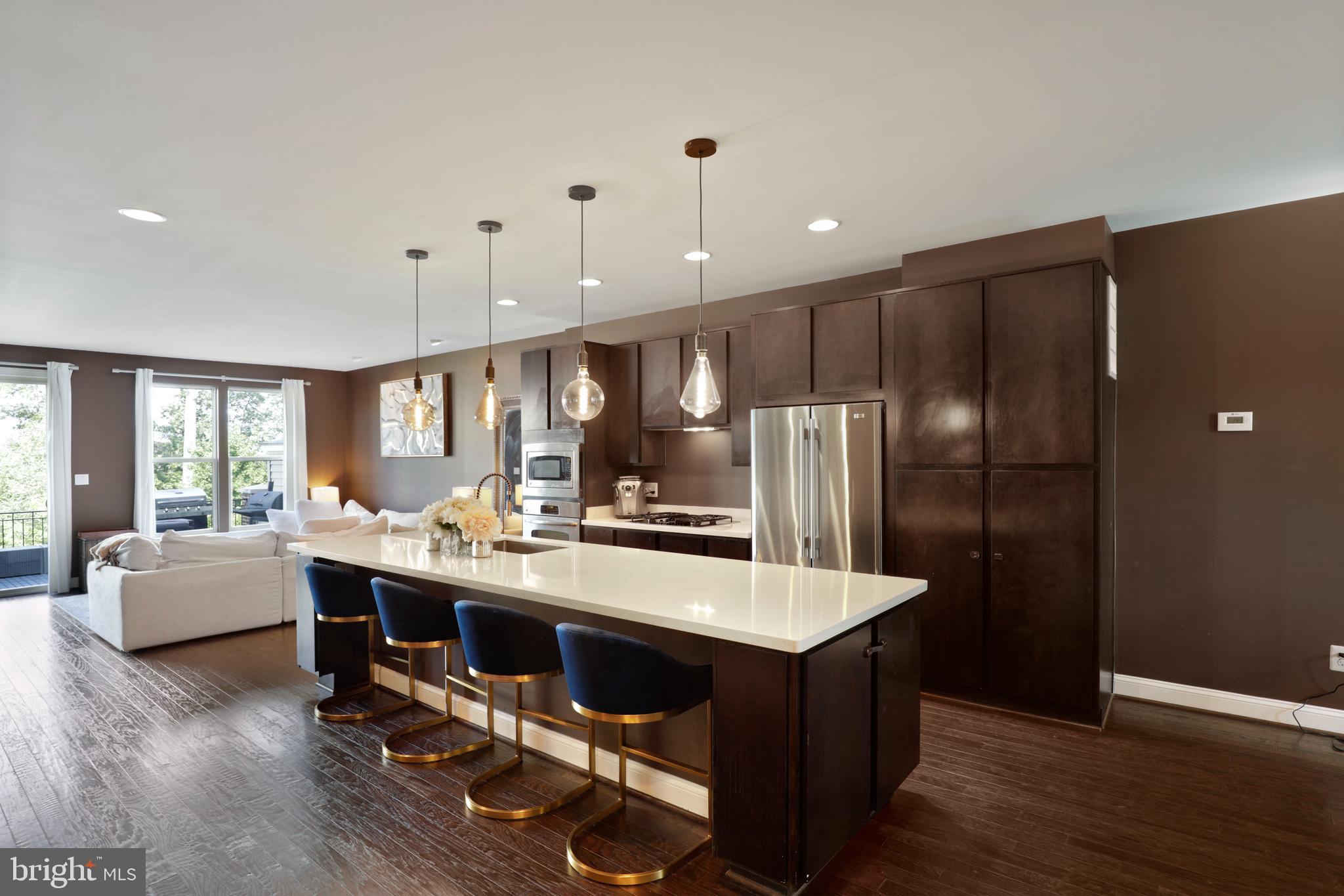 BRAMBLETON TOWN CENTER - Residential