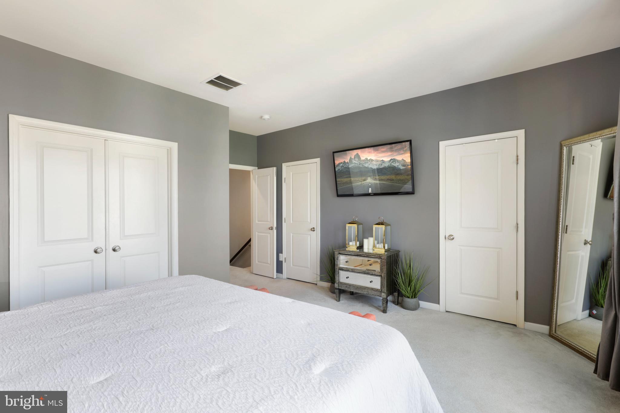 BRAMBLETON TOWN CENTER - Residential