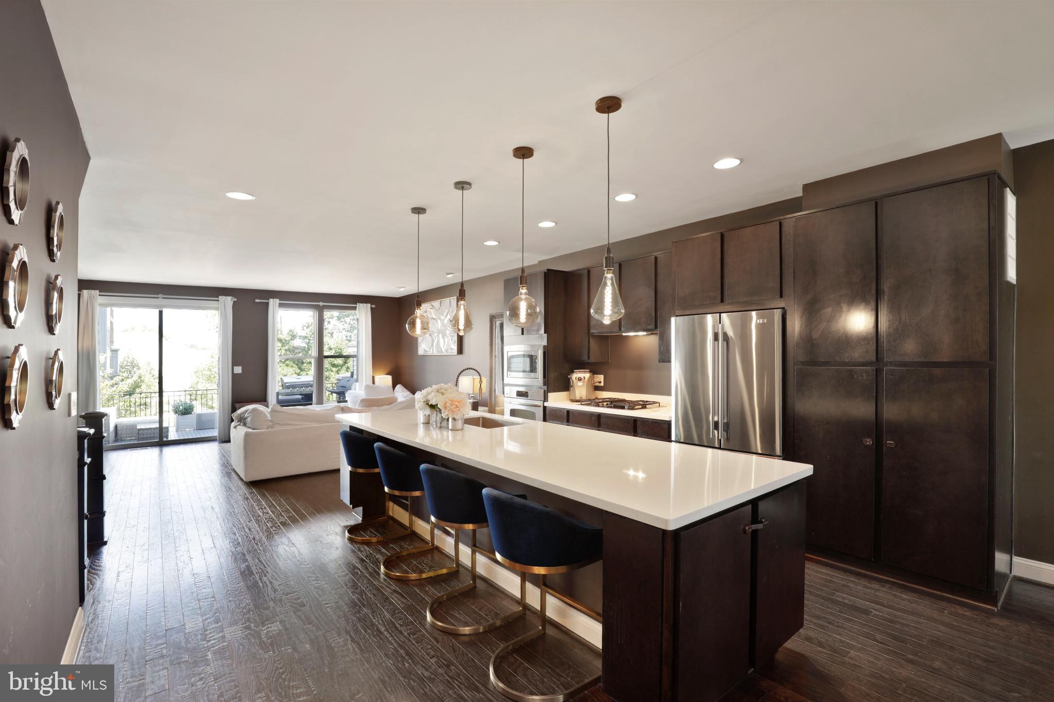 BRAMBLETON TOWN CENTER - Residential