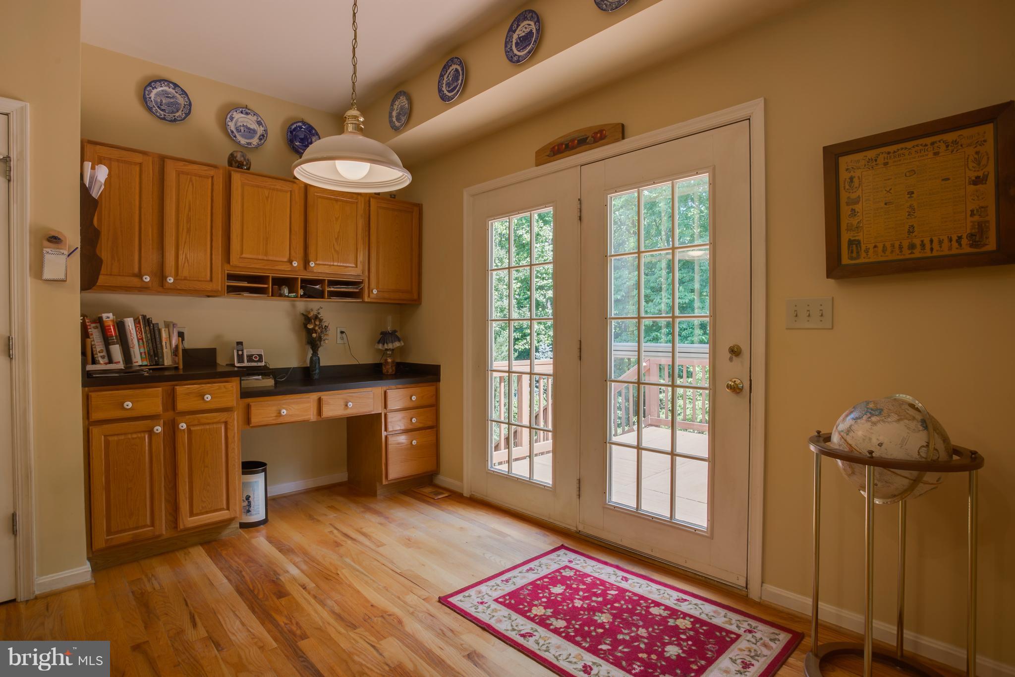 RIDGE POINTE - Residential