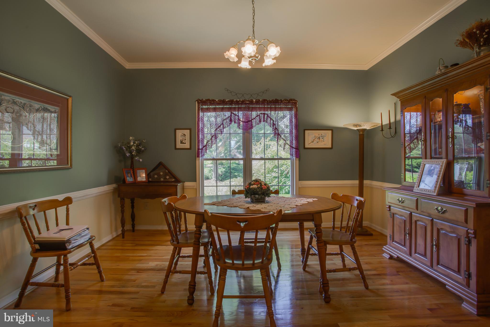 RIDGE POINTE - Residential