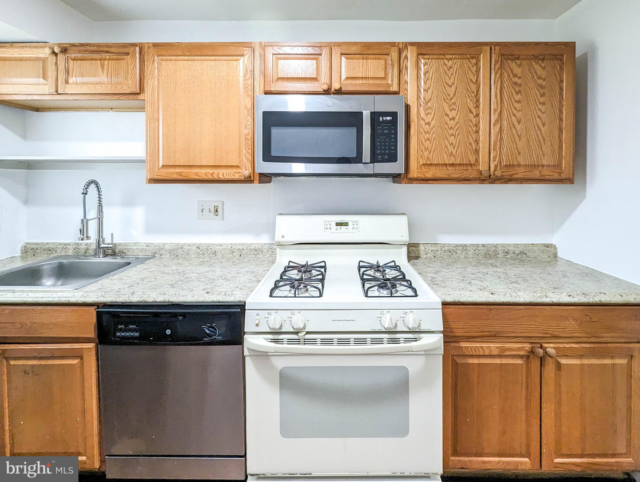 MARYLAND FARMS CONDO - Residential