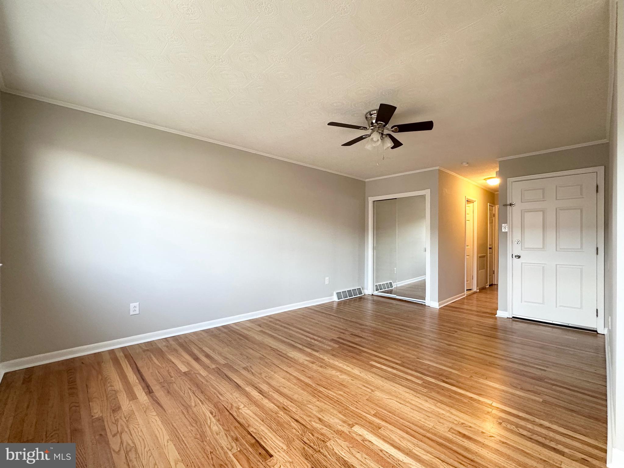 TORRESDALE - Residential Lease