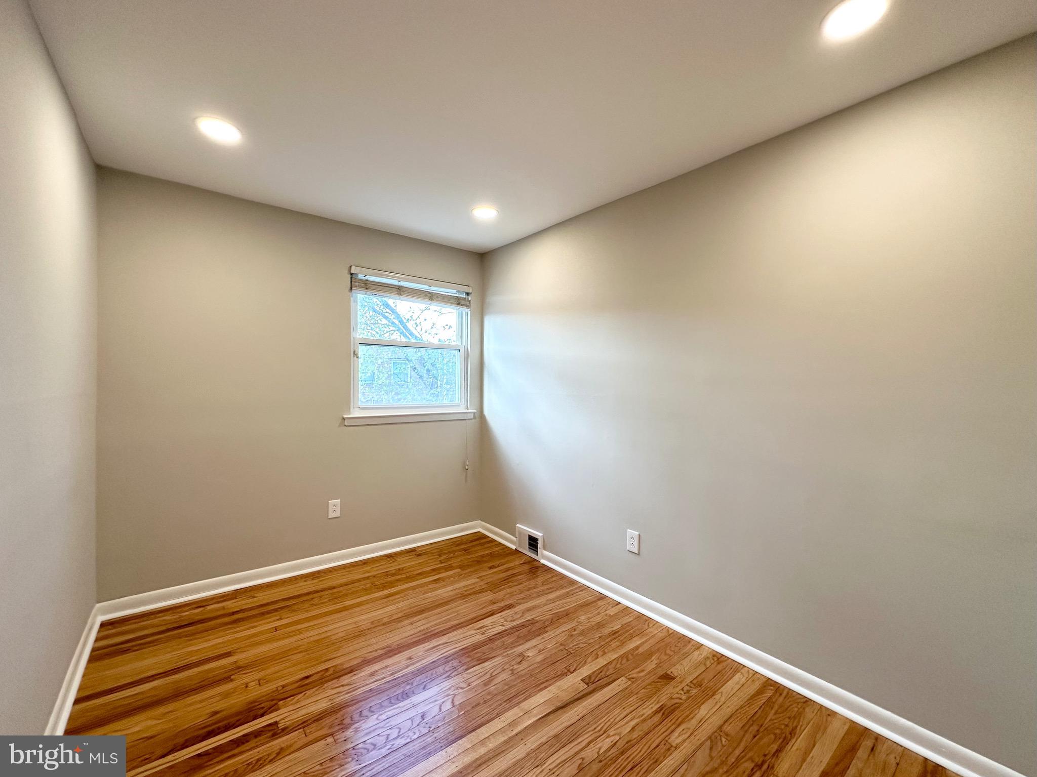 TORRESDALE - Residential Lease