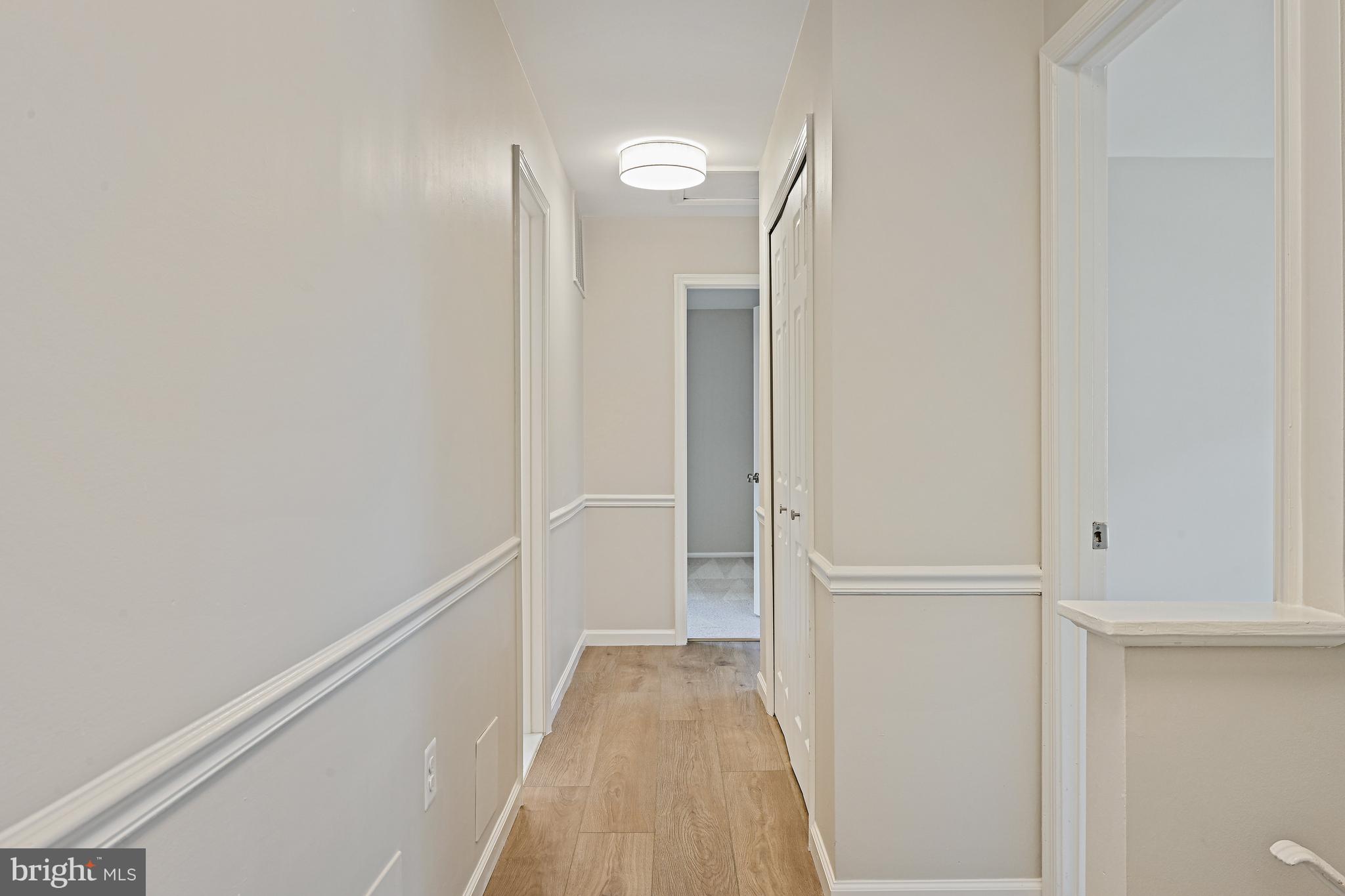 BURKE STATION SQUARE - Residential