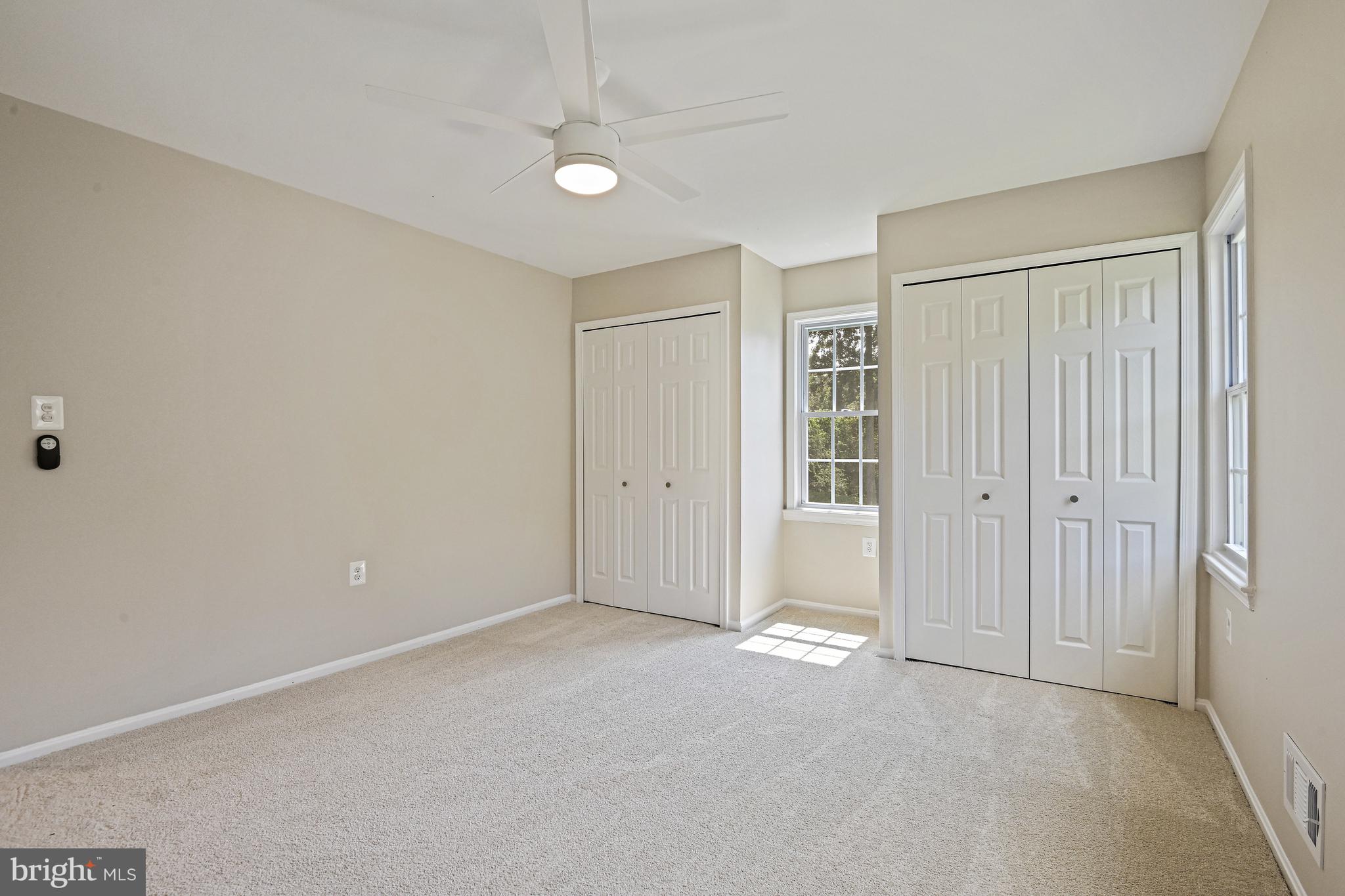 BURKE STATION SQUARE - Residential