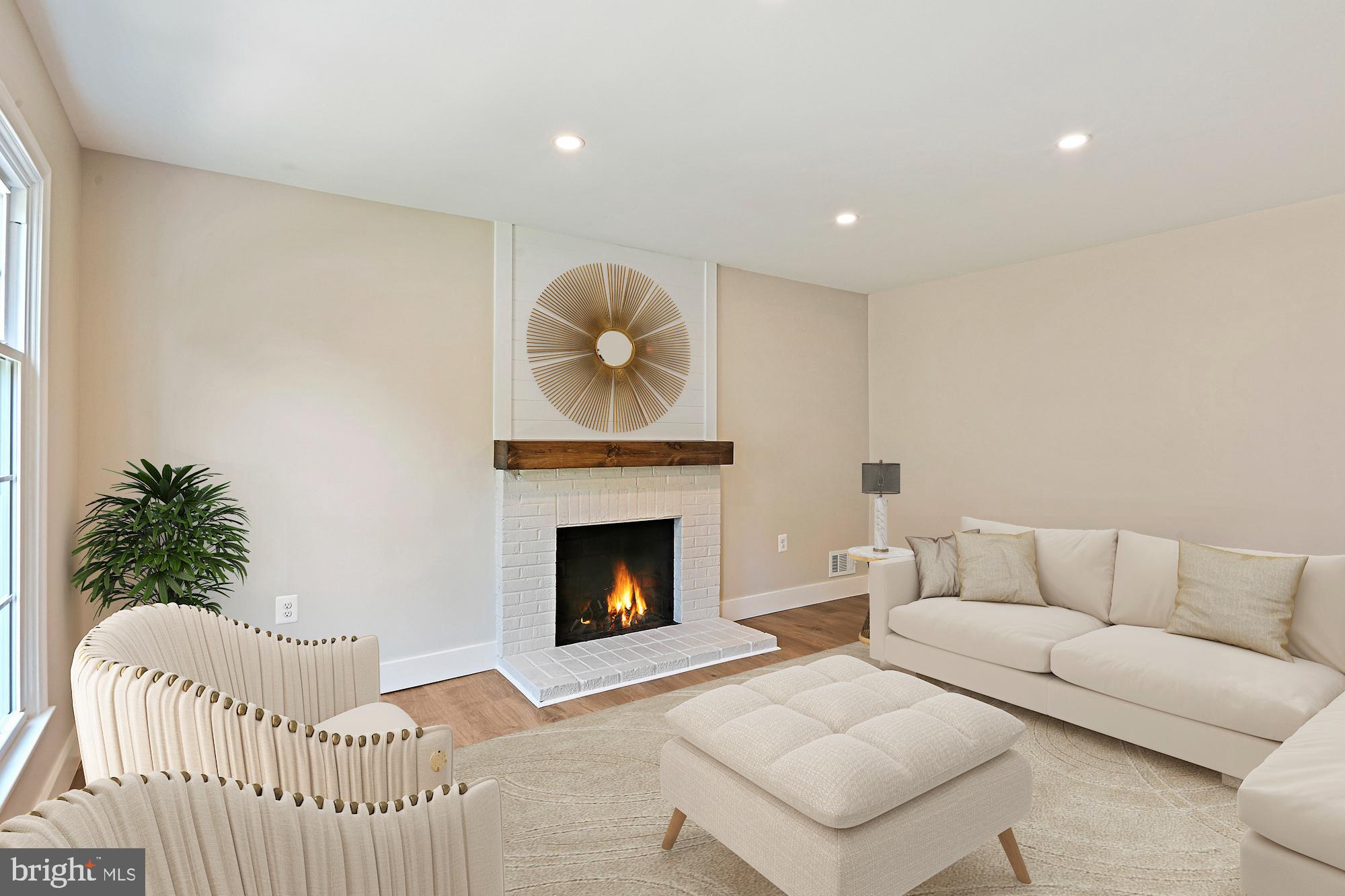 BURKE STATION SQUARE - Residential