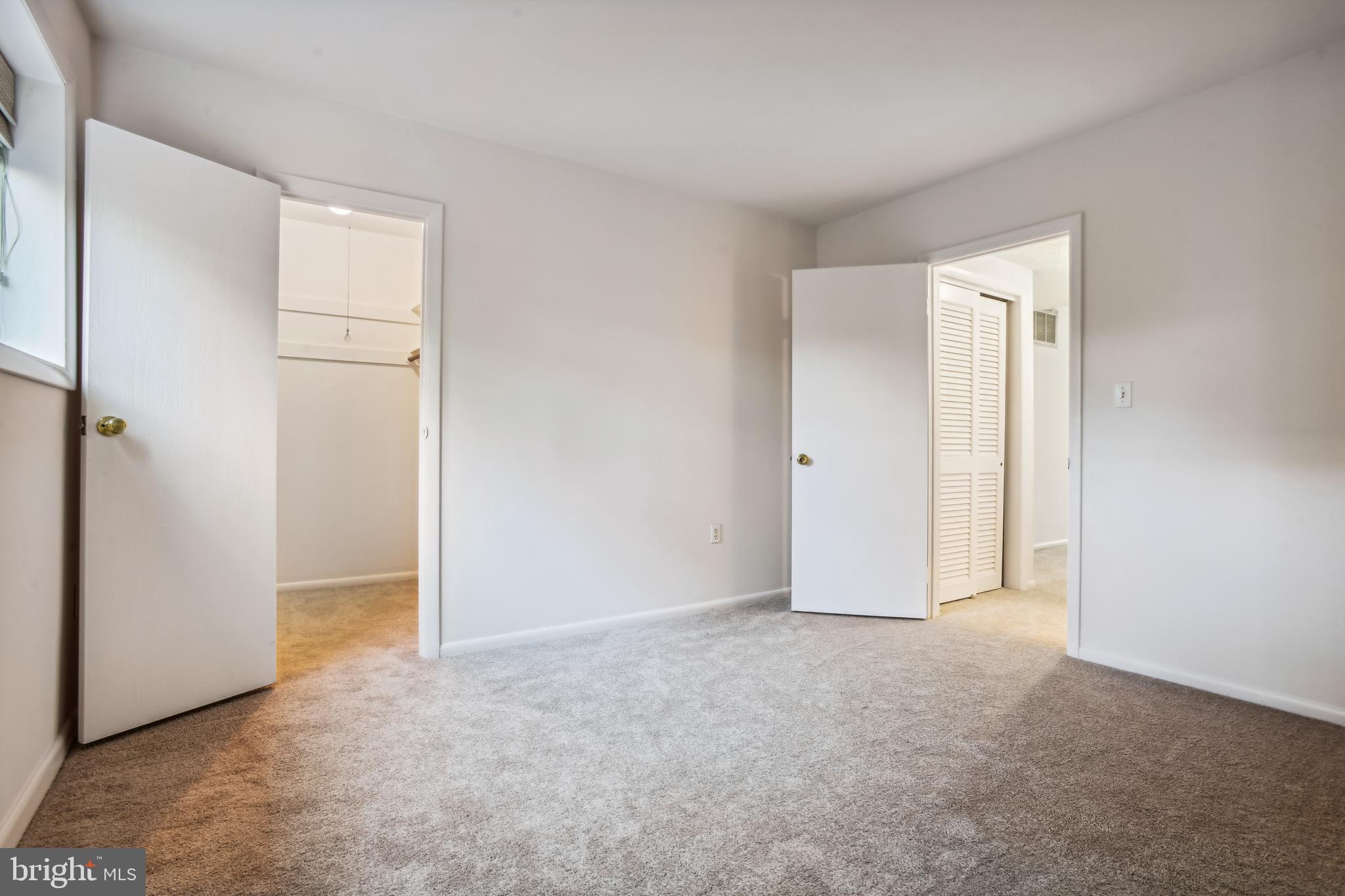 THE COVE - Residential