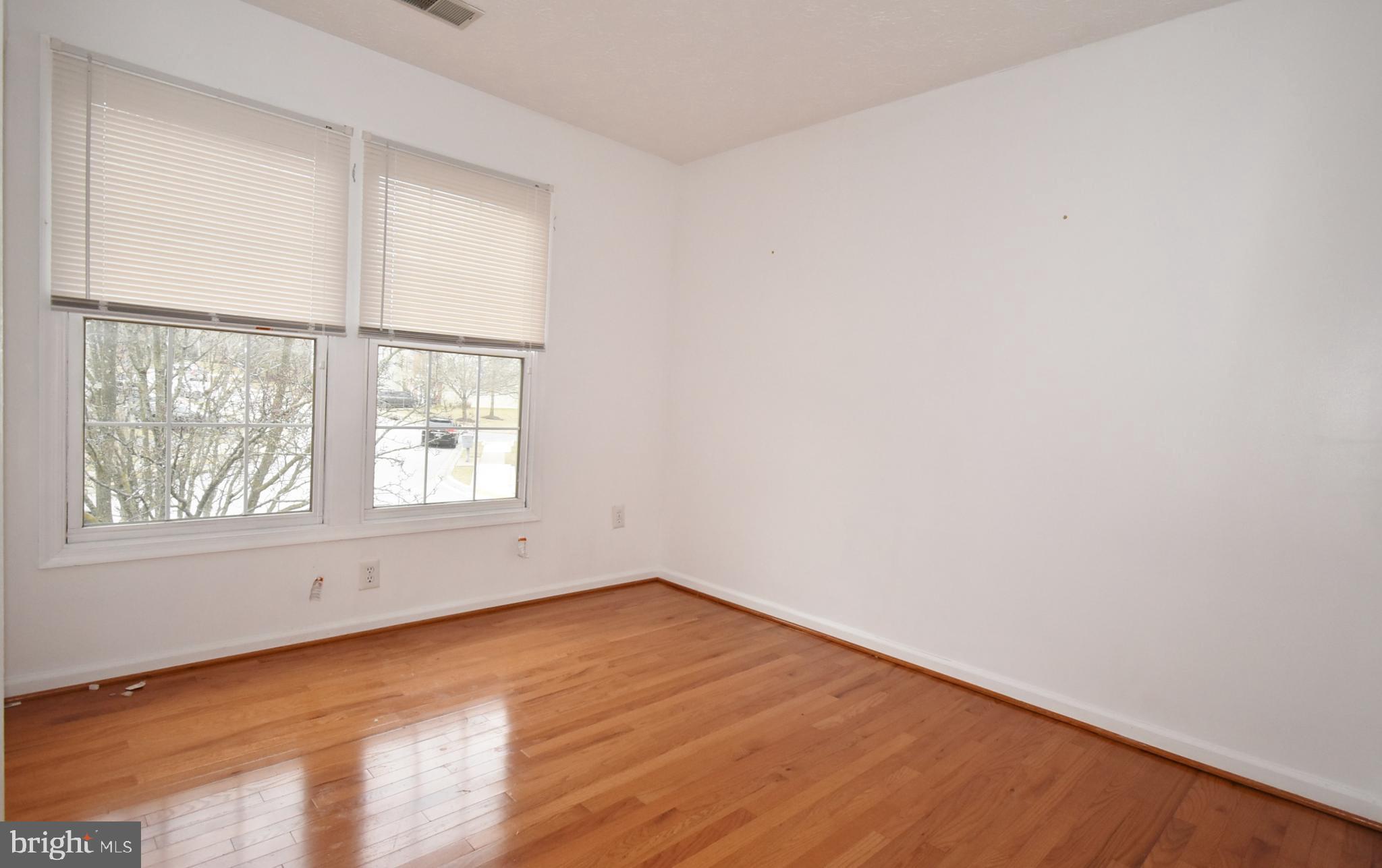 BRIGHTFIELD - Residential