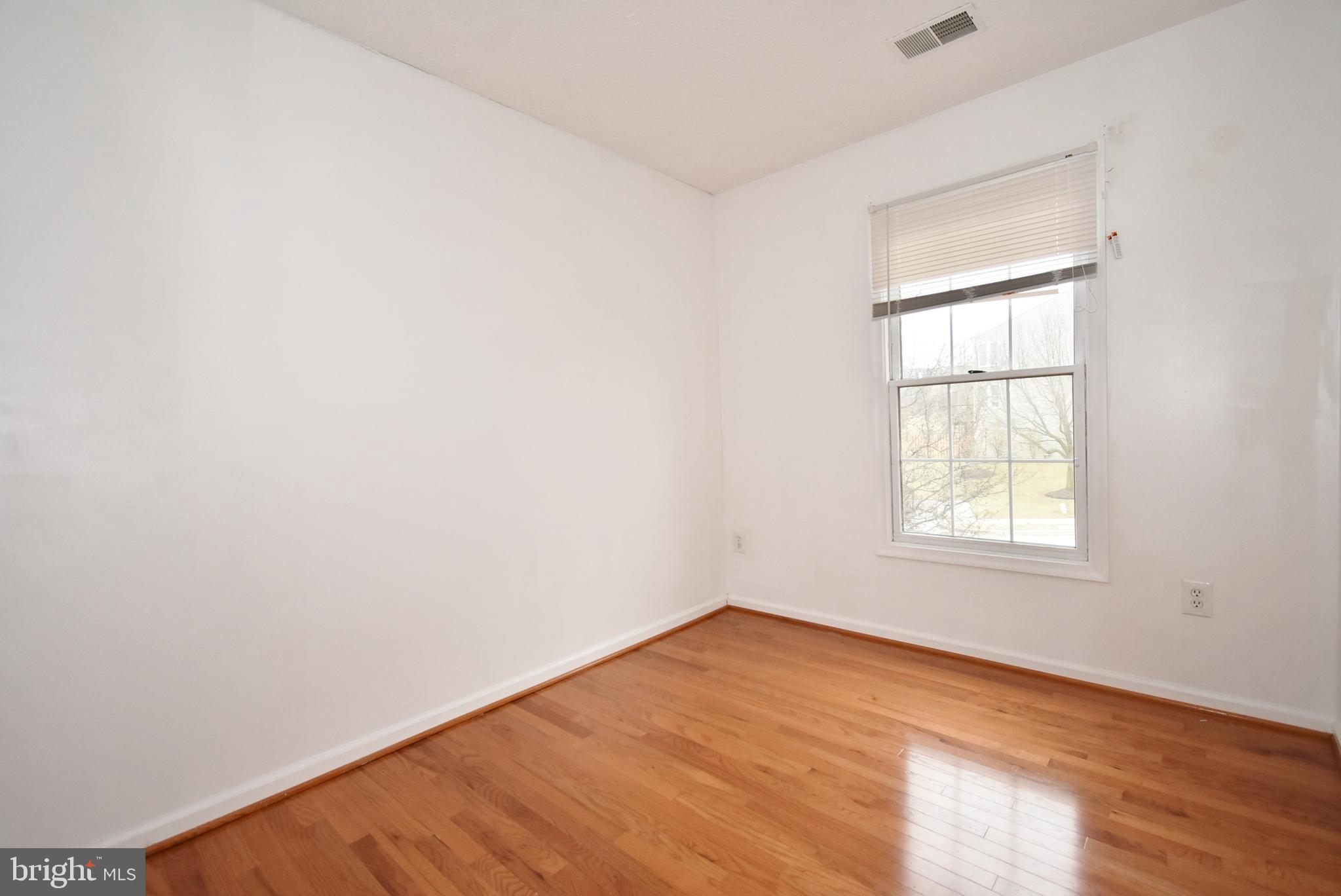 BRIGHTFIELD - Residential