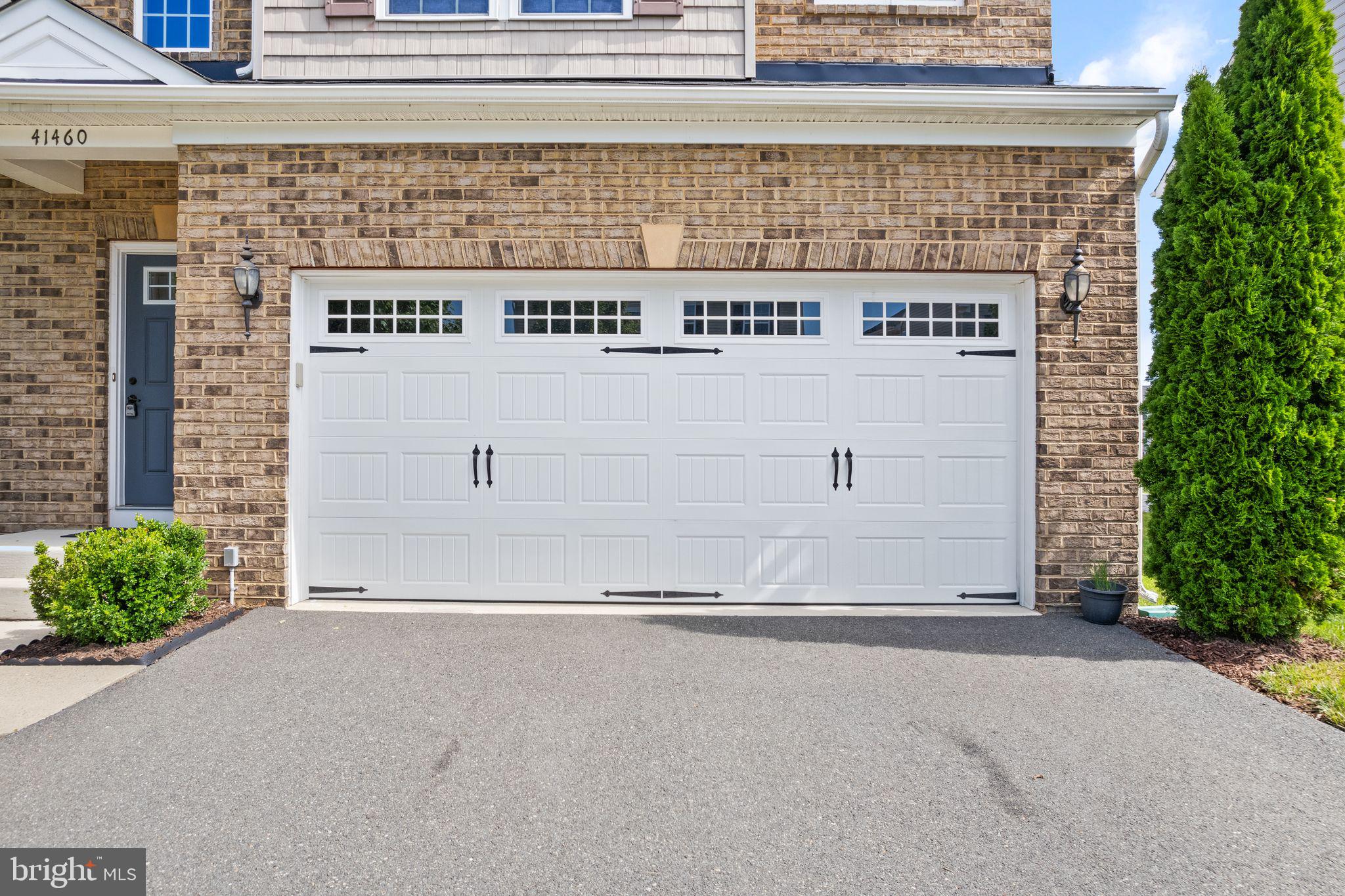 LOUDOUN CROSSING - Residential