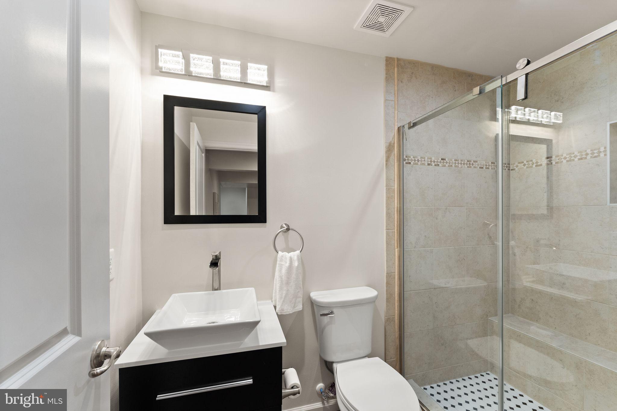 LOUDOUN CROSSING - Residential