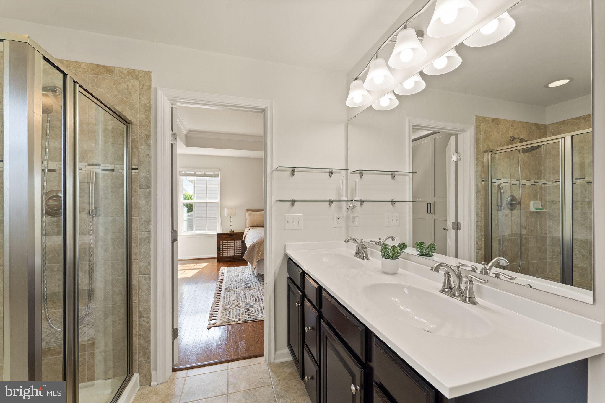 LOUDOUN CROSSING - Residential