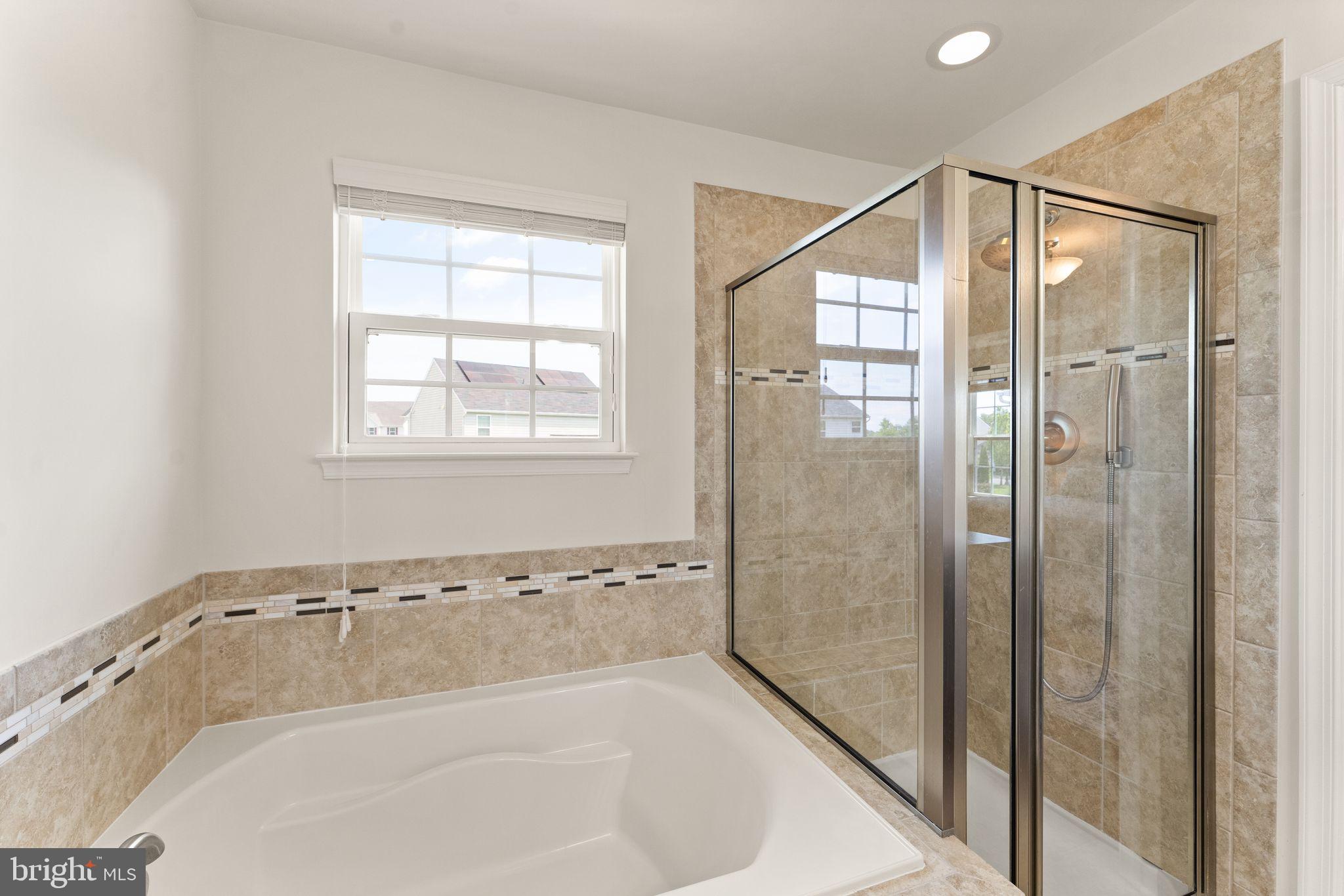 LOUDOUN CROSSING - Residential