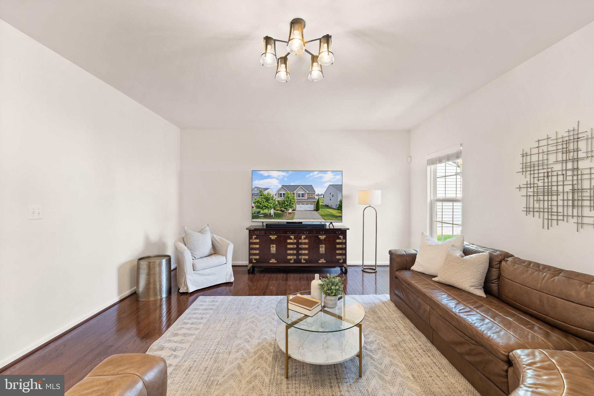 LOUDOUN CROSSING - Residential