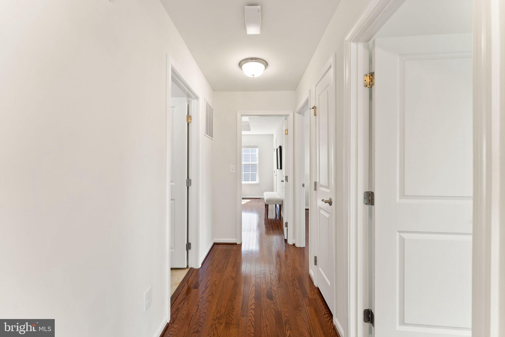 LOUDOUN CROSSING - Residential