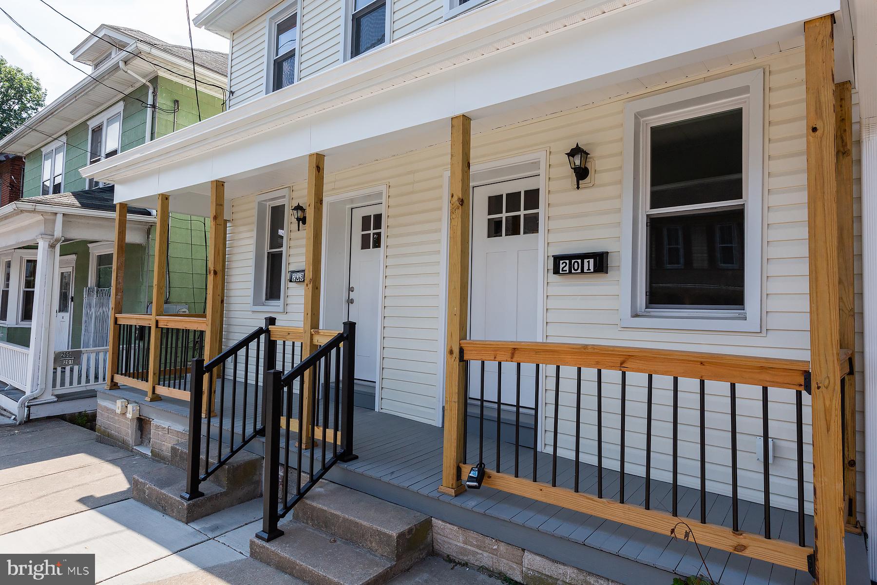 203 W HIGH STREET
