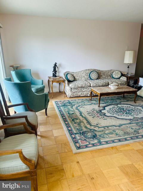 UNIVERSITY TOWERS CODM - Residential