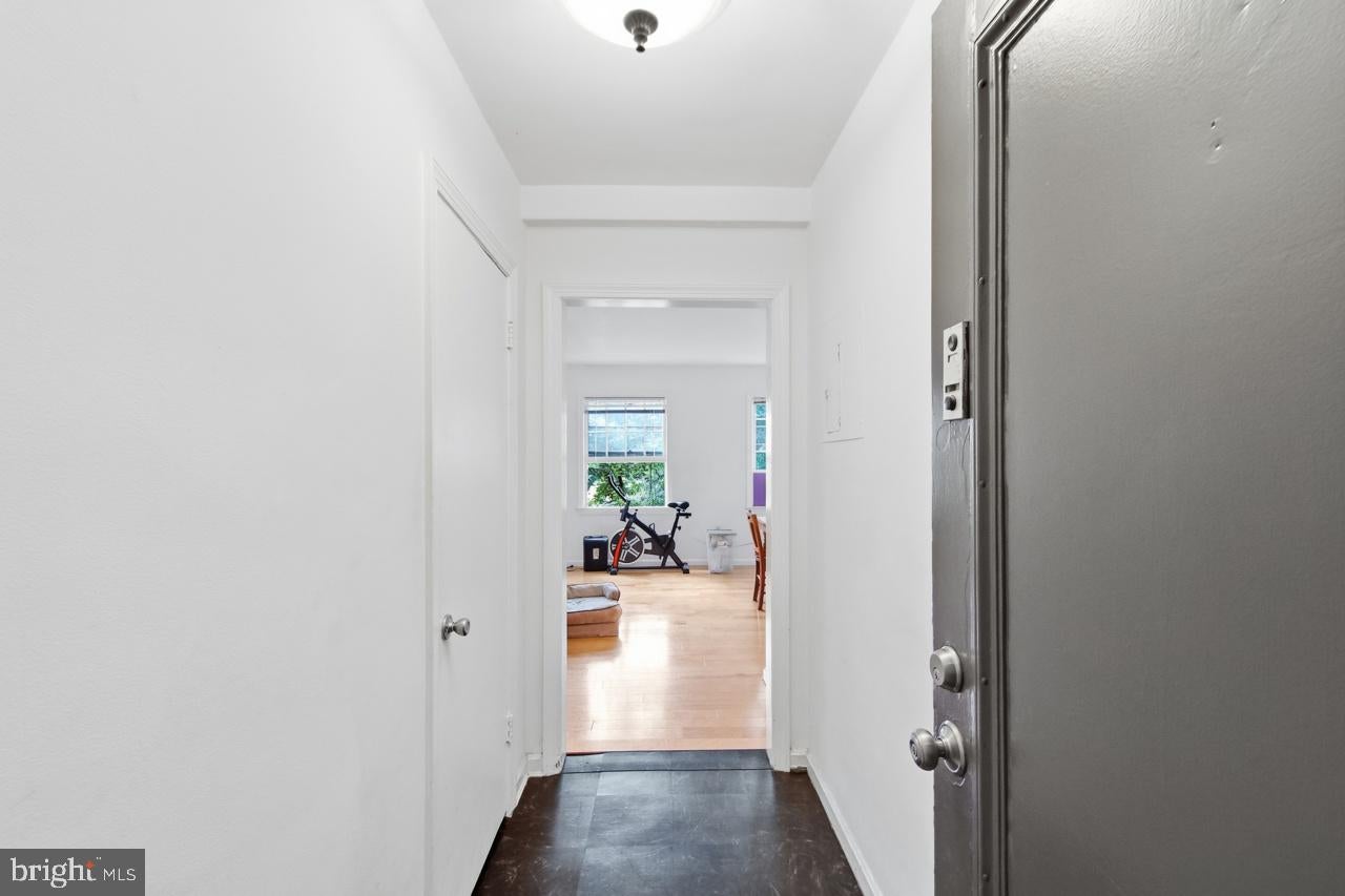 5006 COLUMBIA PIKE 3