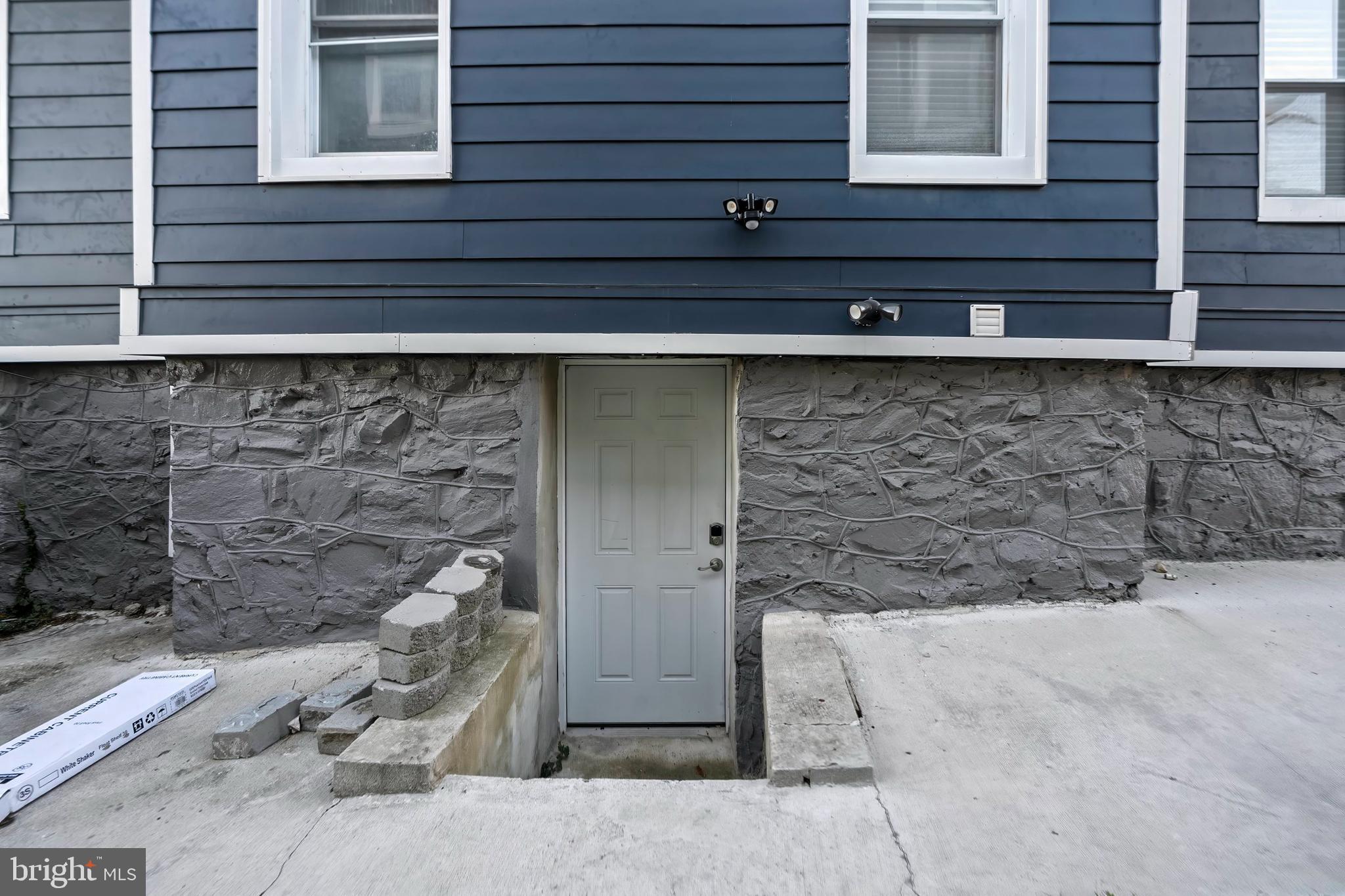 LIBERTY SQUARE - Residential Income