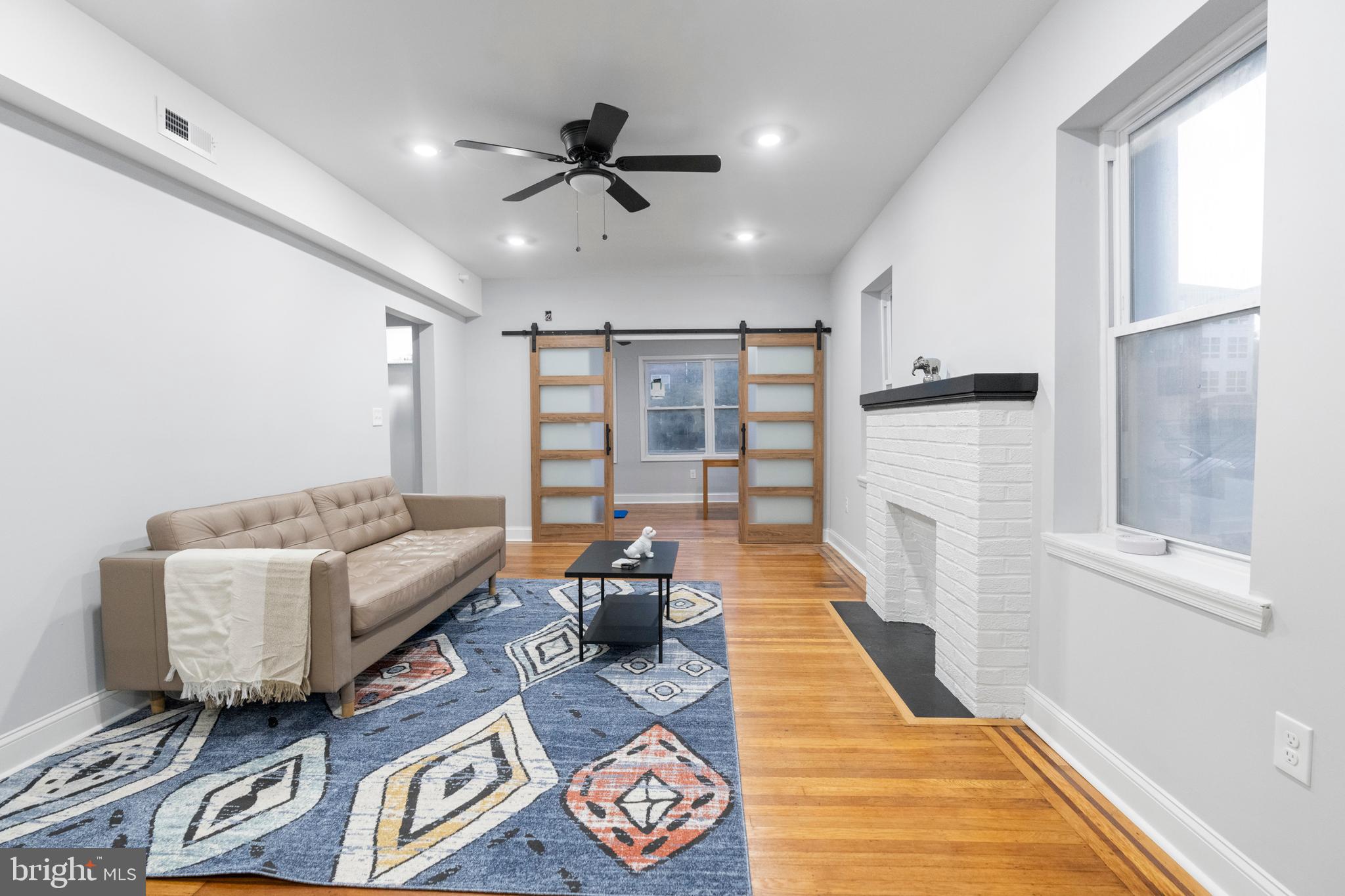 LIBERTY SQUARE - Residential Income