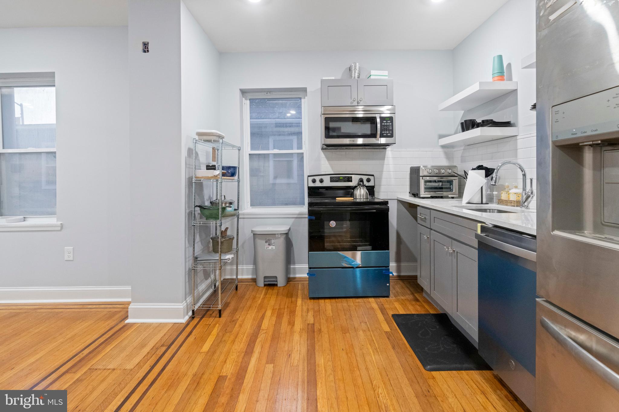 LIBERTY SQUARE - Residential Income