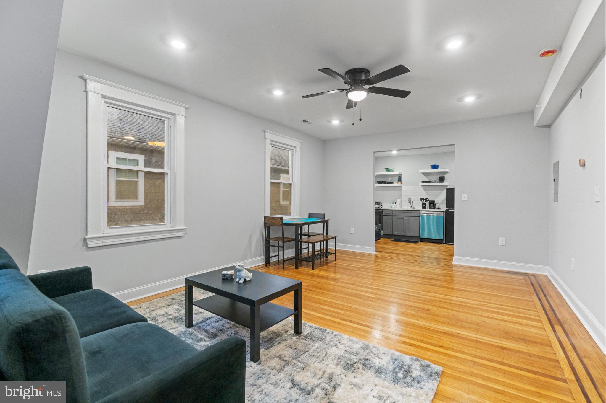 LIBERTY SQUARE - Residential Income