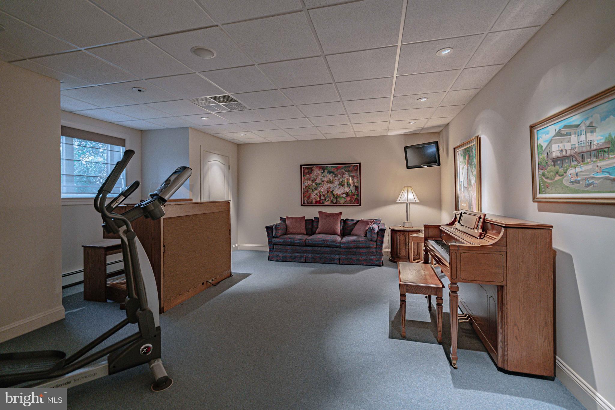 HARRIS YORK - Residential