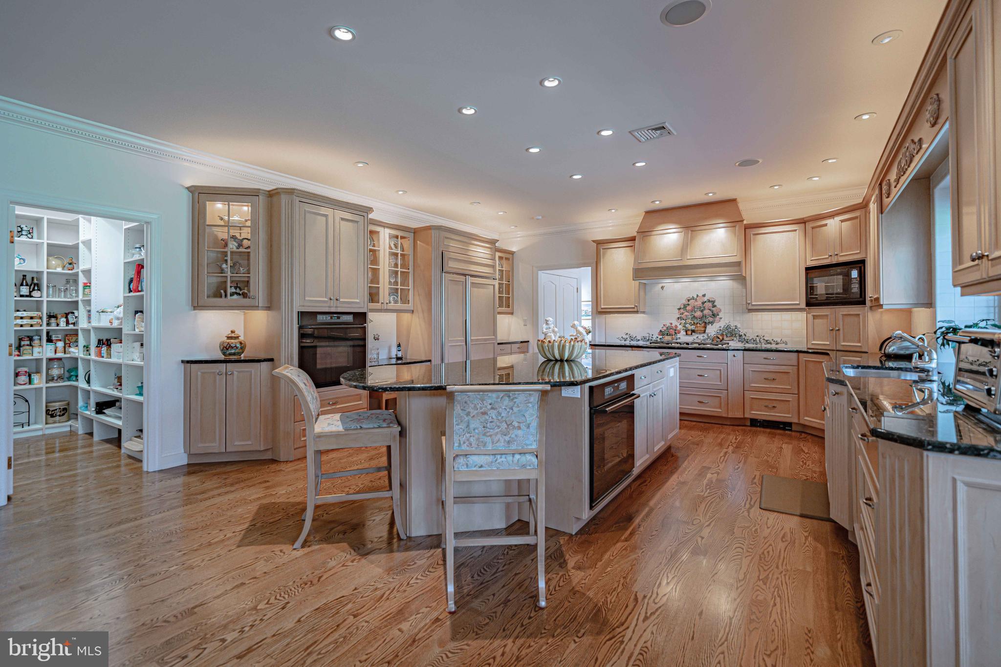 HARRIS YORK - Residential