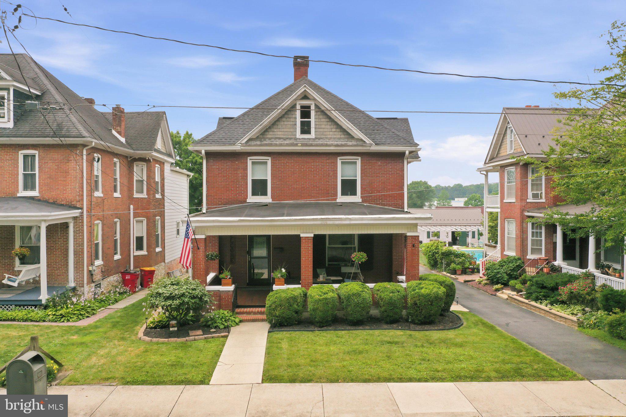 206 N PRINCE STREET