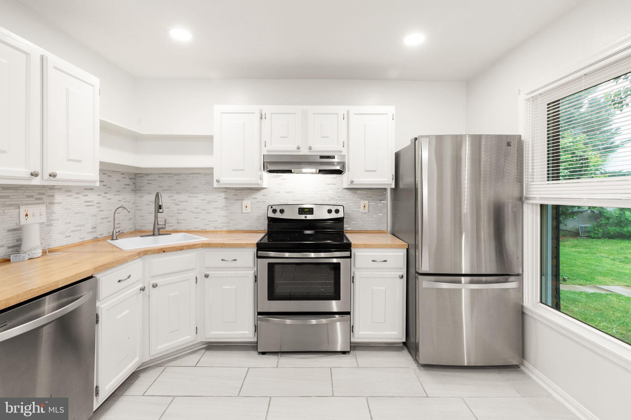 51 OAK CREST COURT