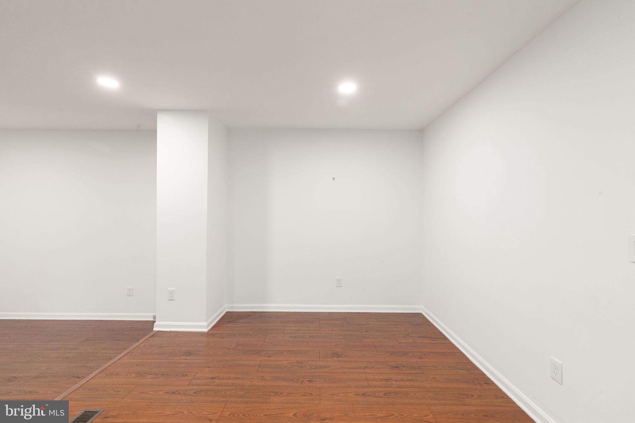 51 OAK CREST COURT