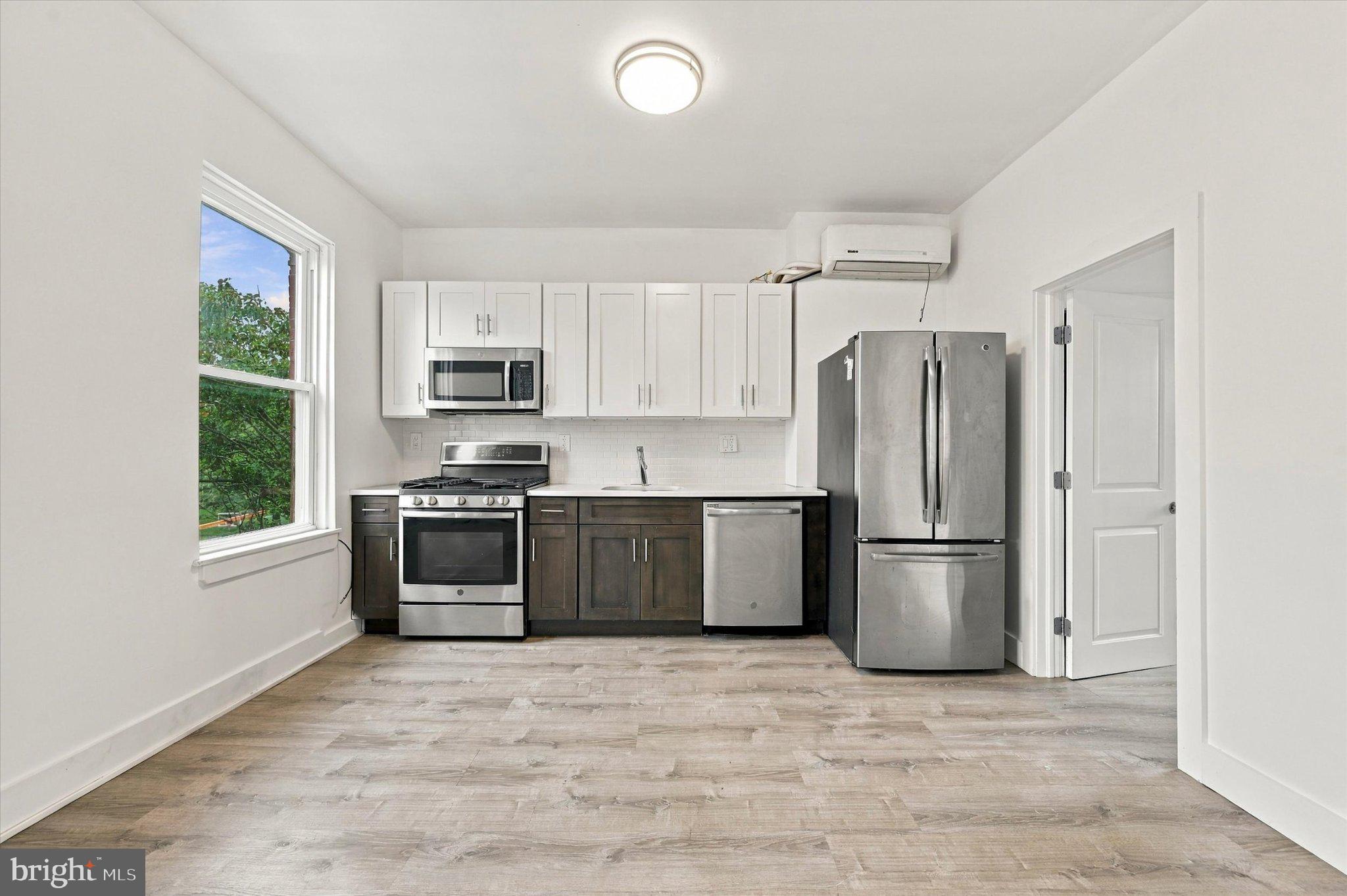 125 W SUSQUEHANNA AVENUE 3