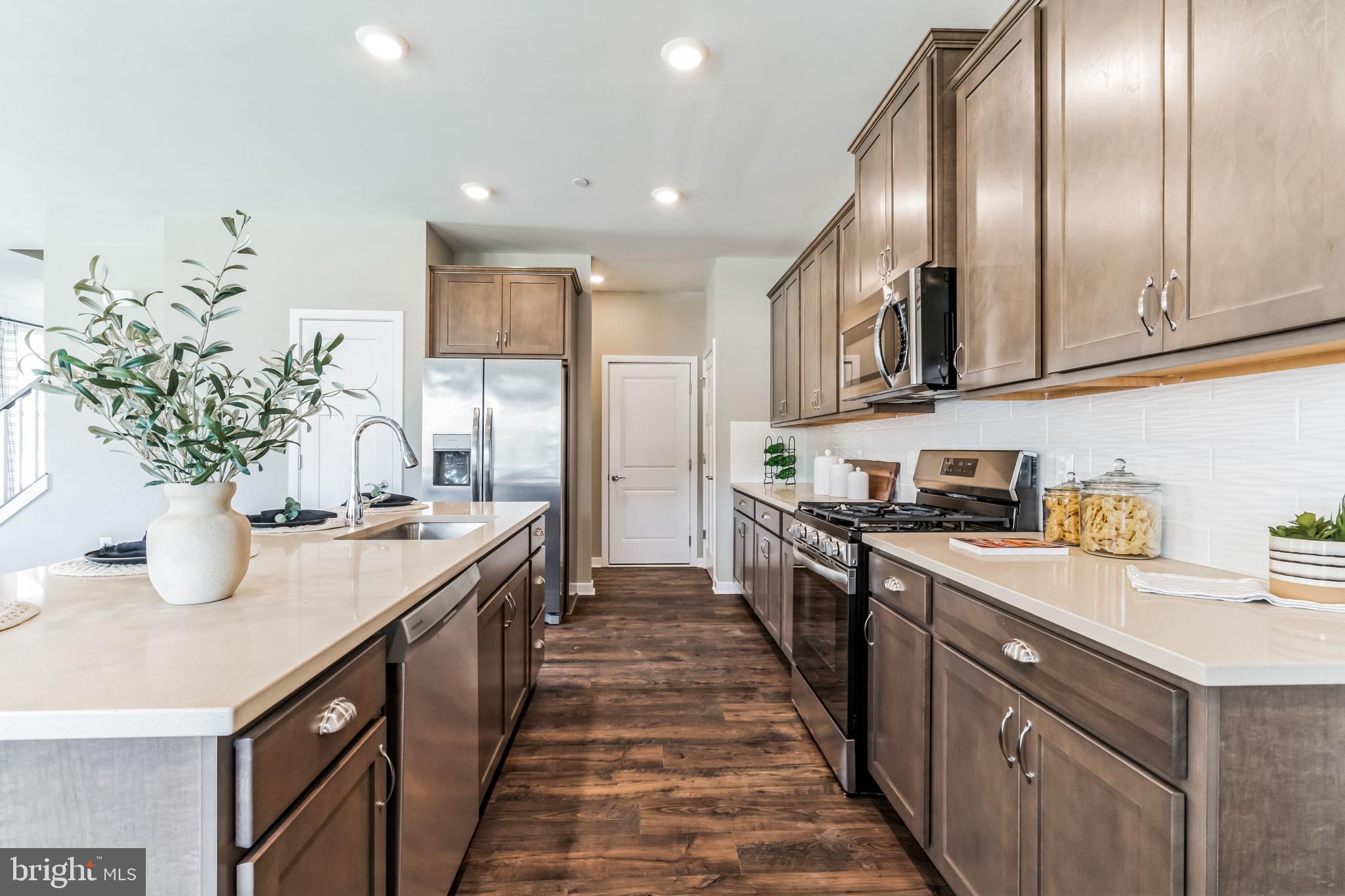 GILBERT MEADOWS - Residential