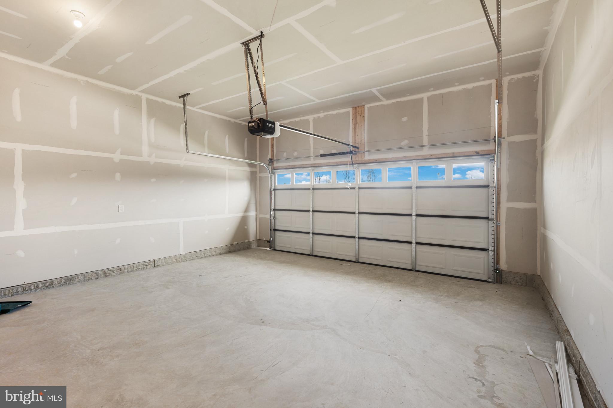 PINEGROVE - Residential