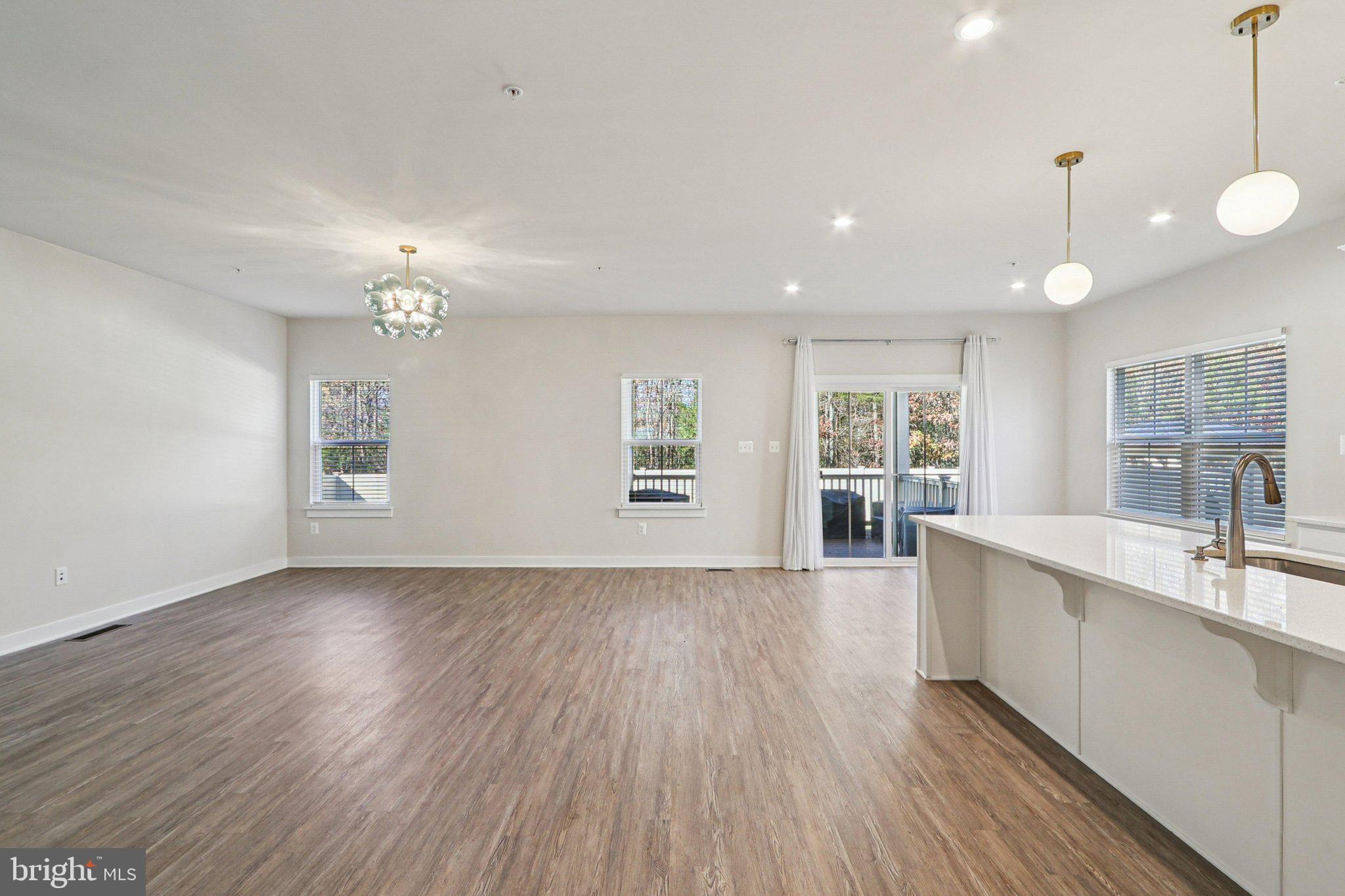 CHRISTOPHER POINTE - Residential