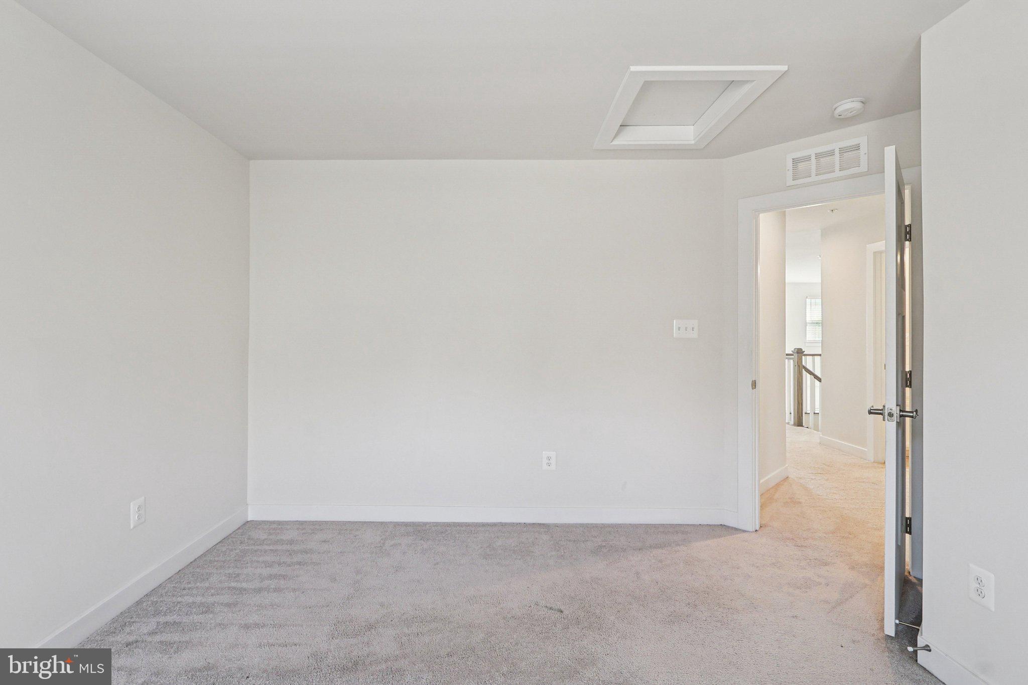 CHRISTOPHER POINTE - Residential