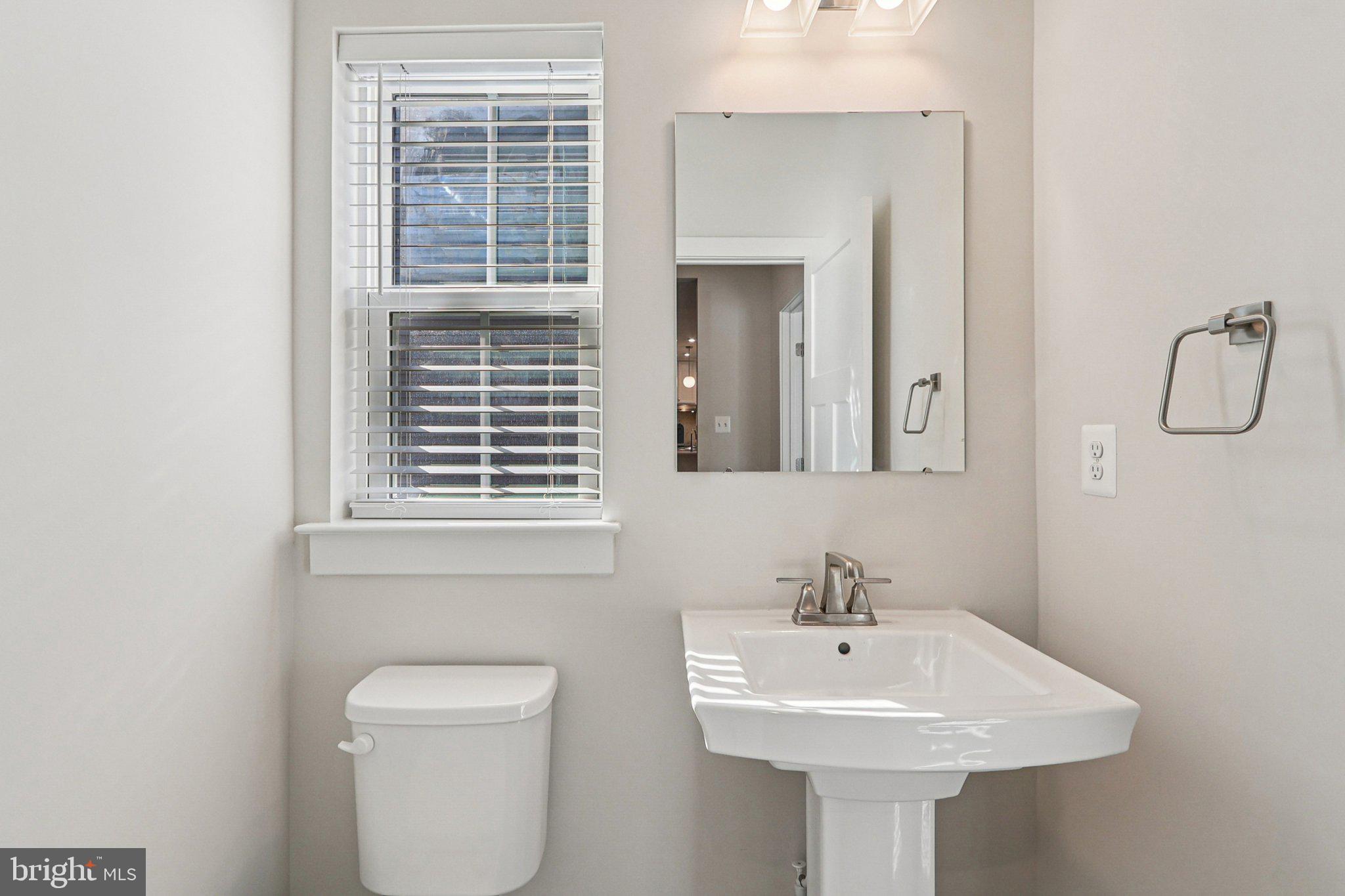 CHRISTOPHER POINTE - Residential