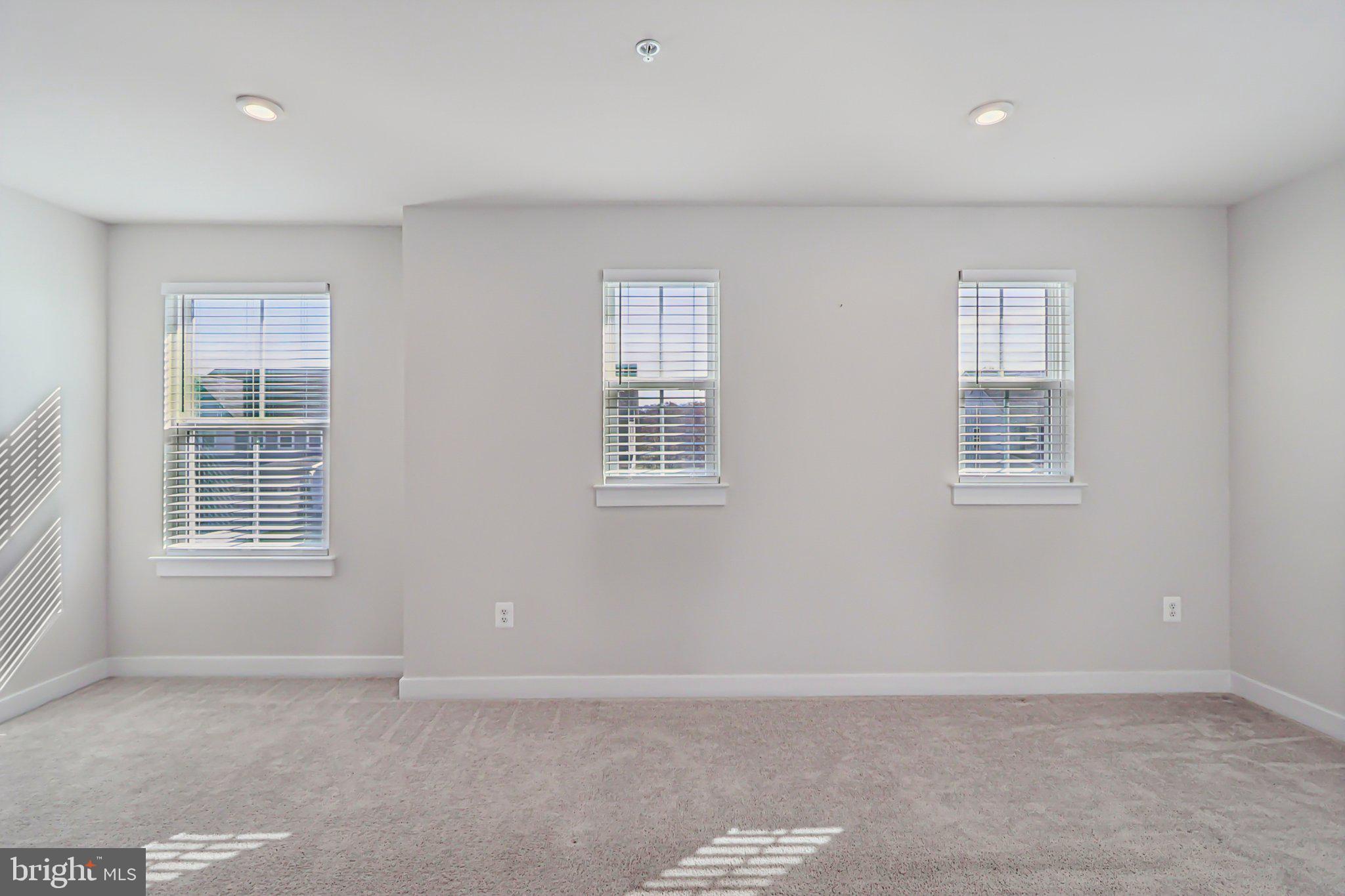 CHRISTOPHER POINTE - Residential