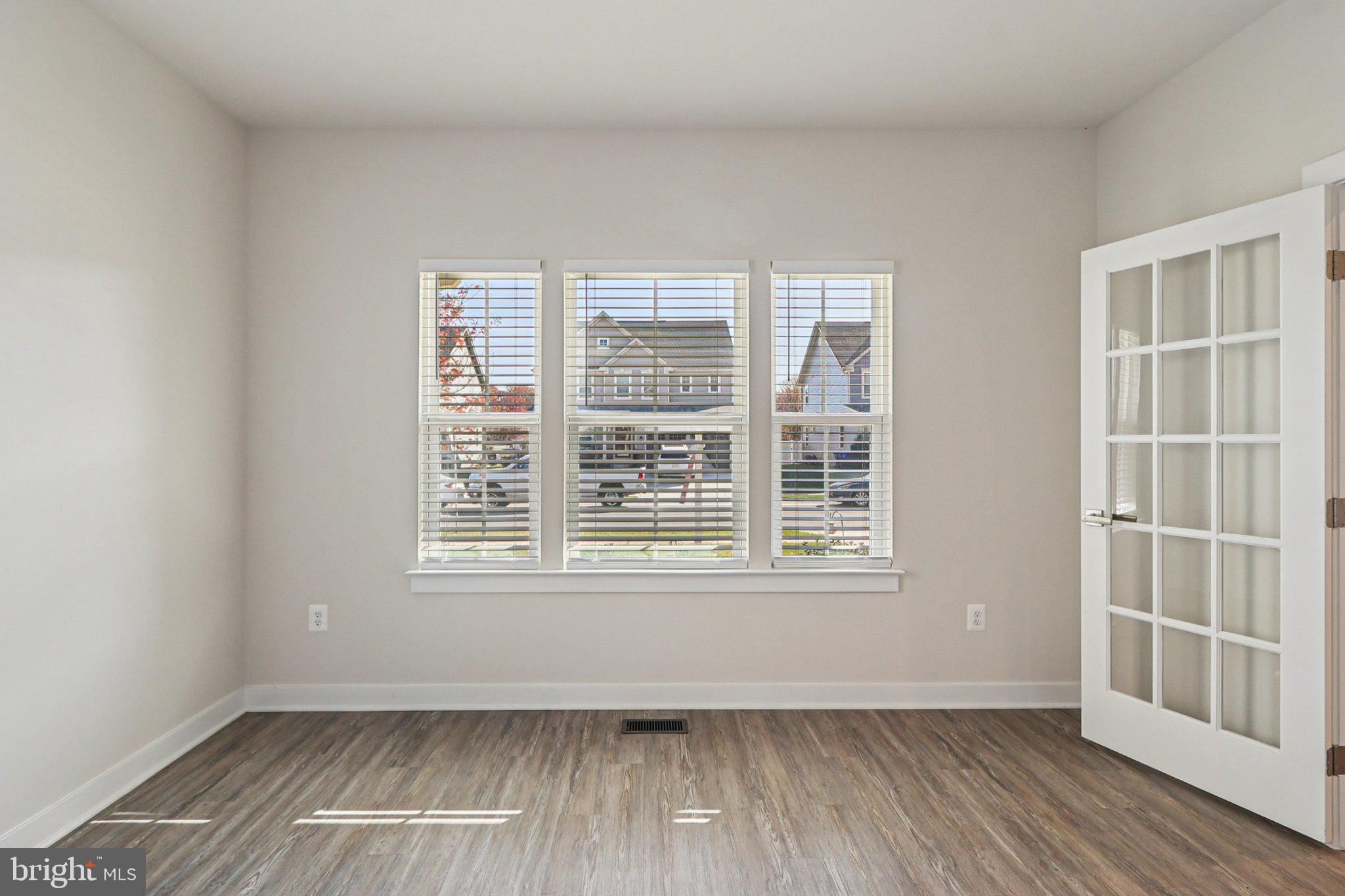 CHRISTOPHER POINTE - Residential