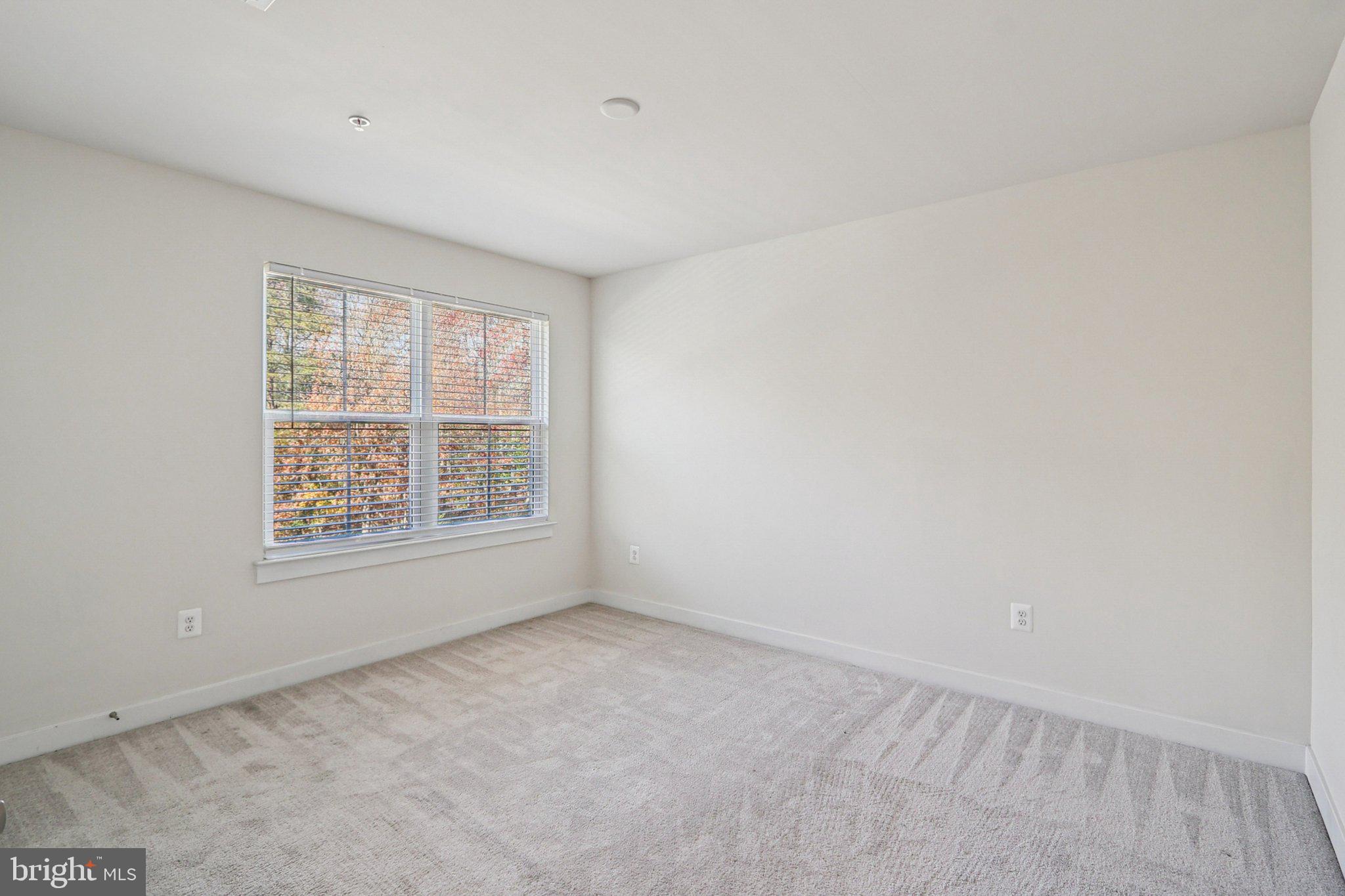 CHRISTOPHER POINTE - Residential