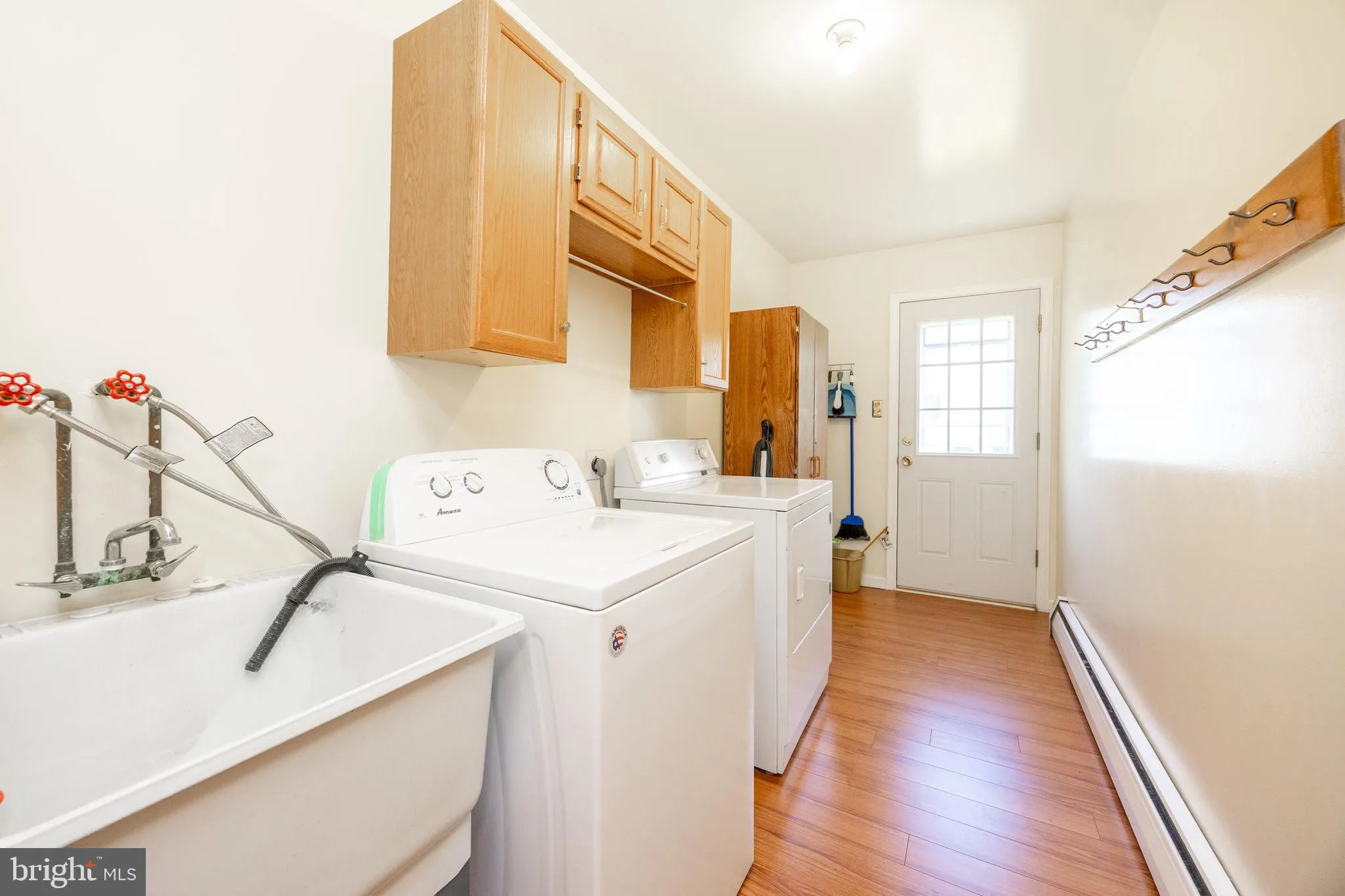 Norristown, Pennsylvania 19403, United States, 4 Bedrooms Bedrooms, ,3 BathroomsBathrooms,Residential,Pending,135177