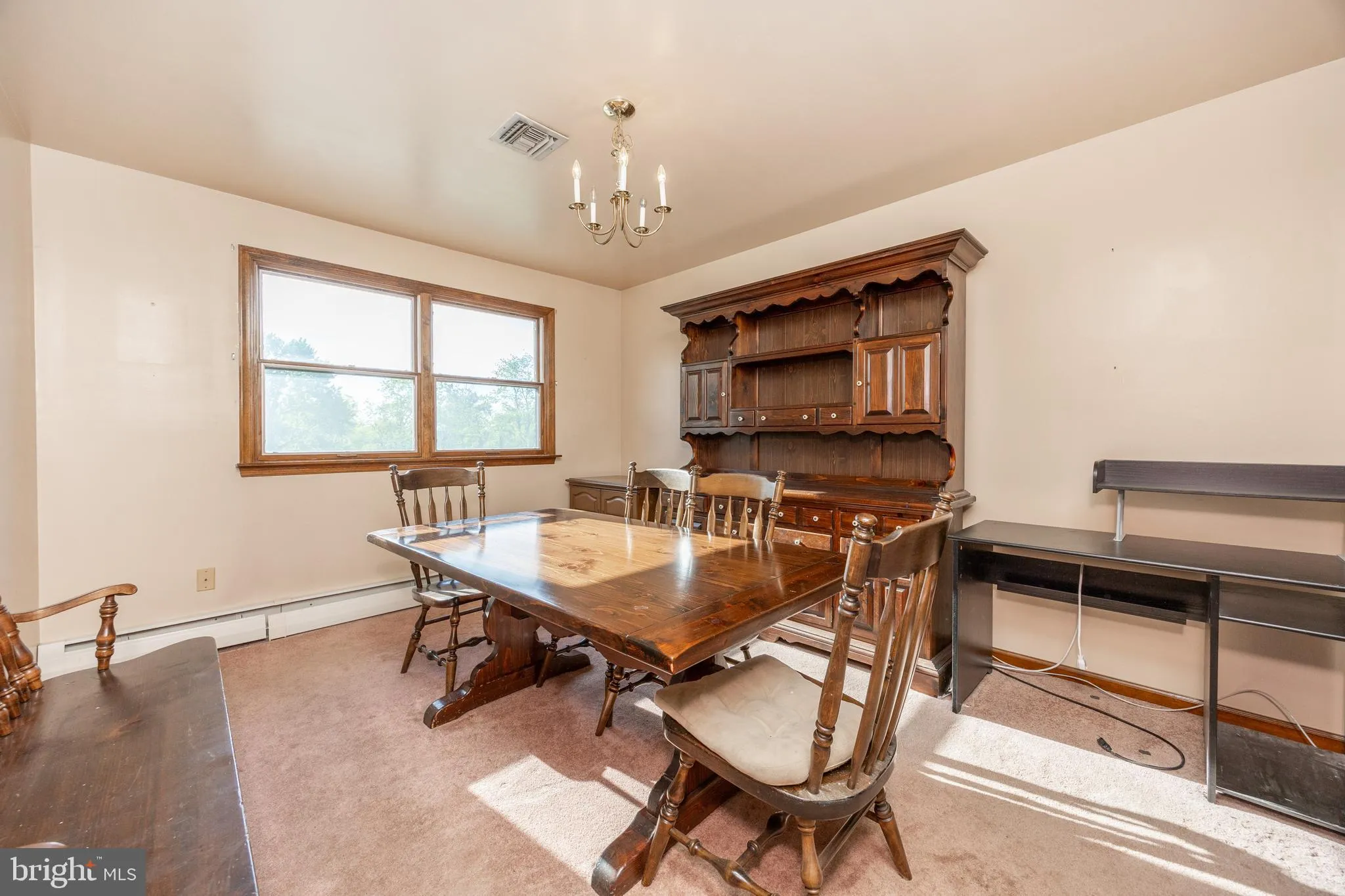 Norristown, Pennsylvania 19403, United States, 4 Bedrooms Bedrooms, ,3 BathroomsBathrooms,Residential,Pending,135177